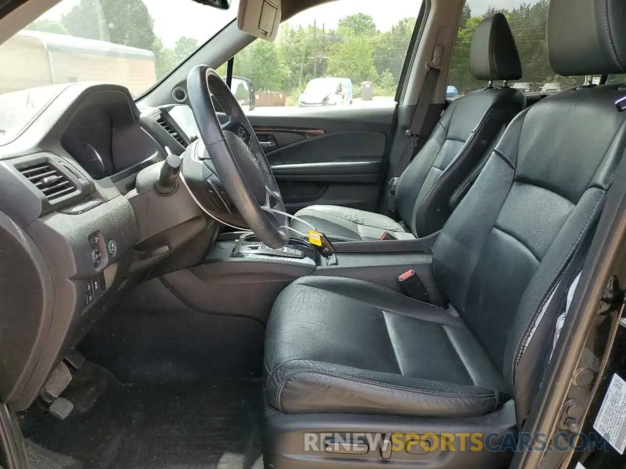 7 Photograph of a damaged car 5FNYF5H92LB025277 HONDA PILOT 2020