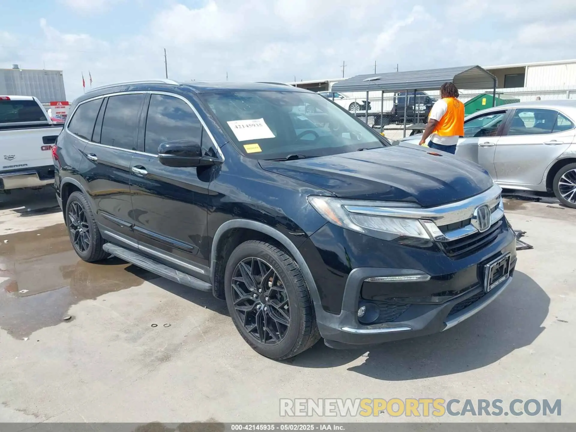 1 Photograph of a damaged car 5FNYF6H04LB000050 HONDA PILOT 2020