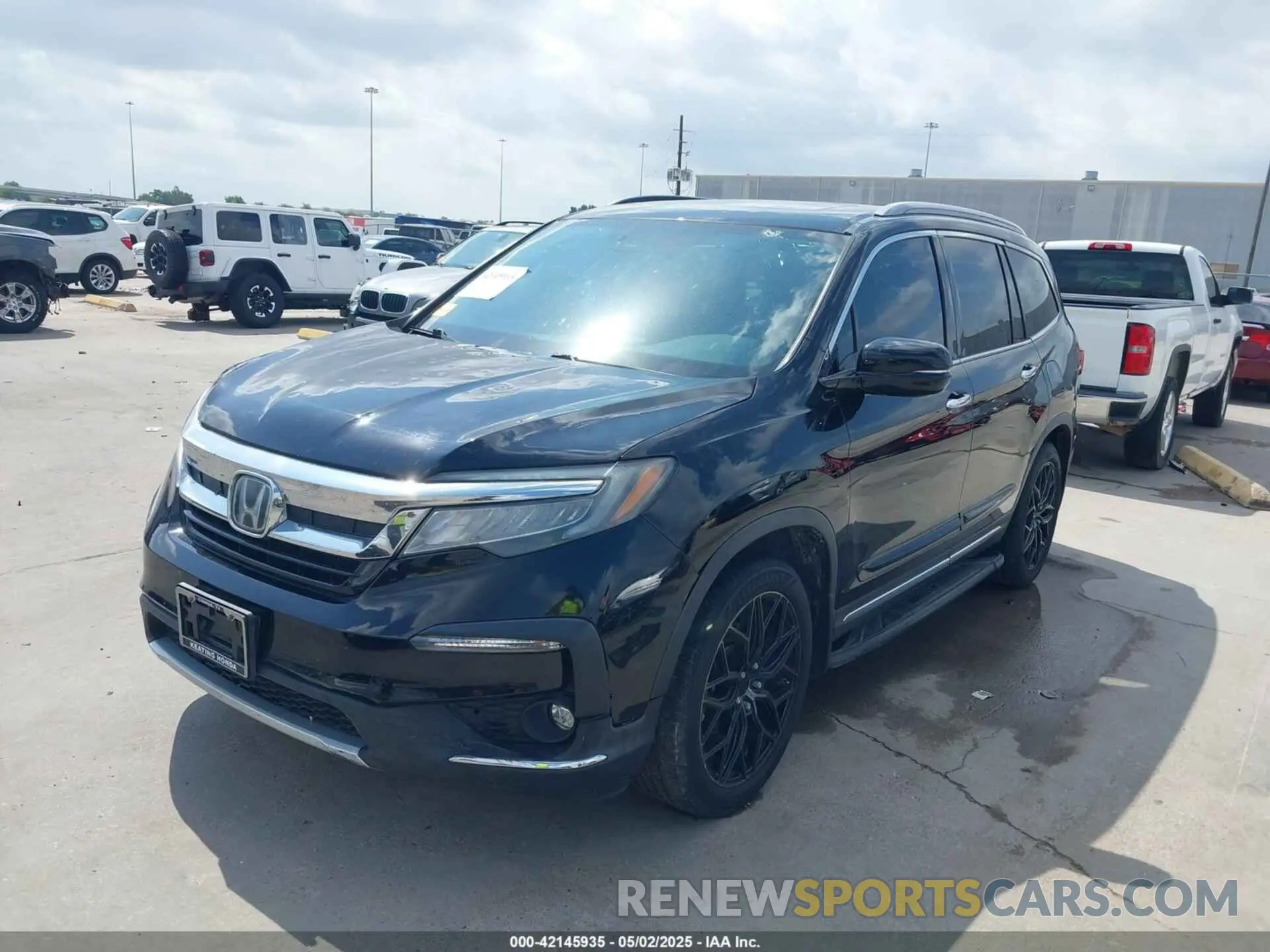 2 Photograph of a damaged car 5FNYF6H04LB000050 HONDA PILOT 2020