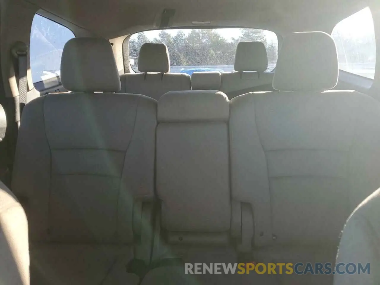 10 Photograph of a damaged car 5FNYF6H30LB021293 HONDA PILOT 2020