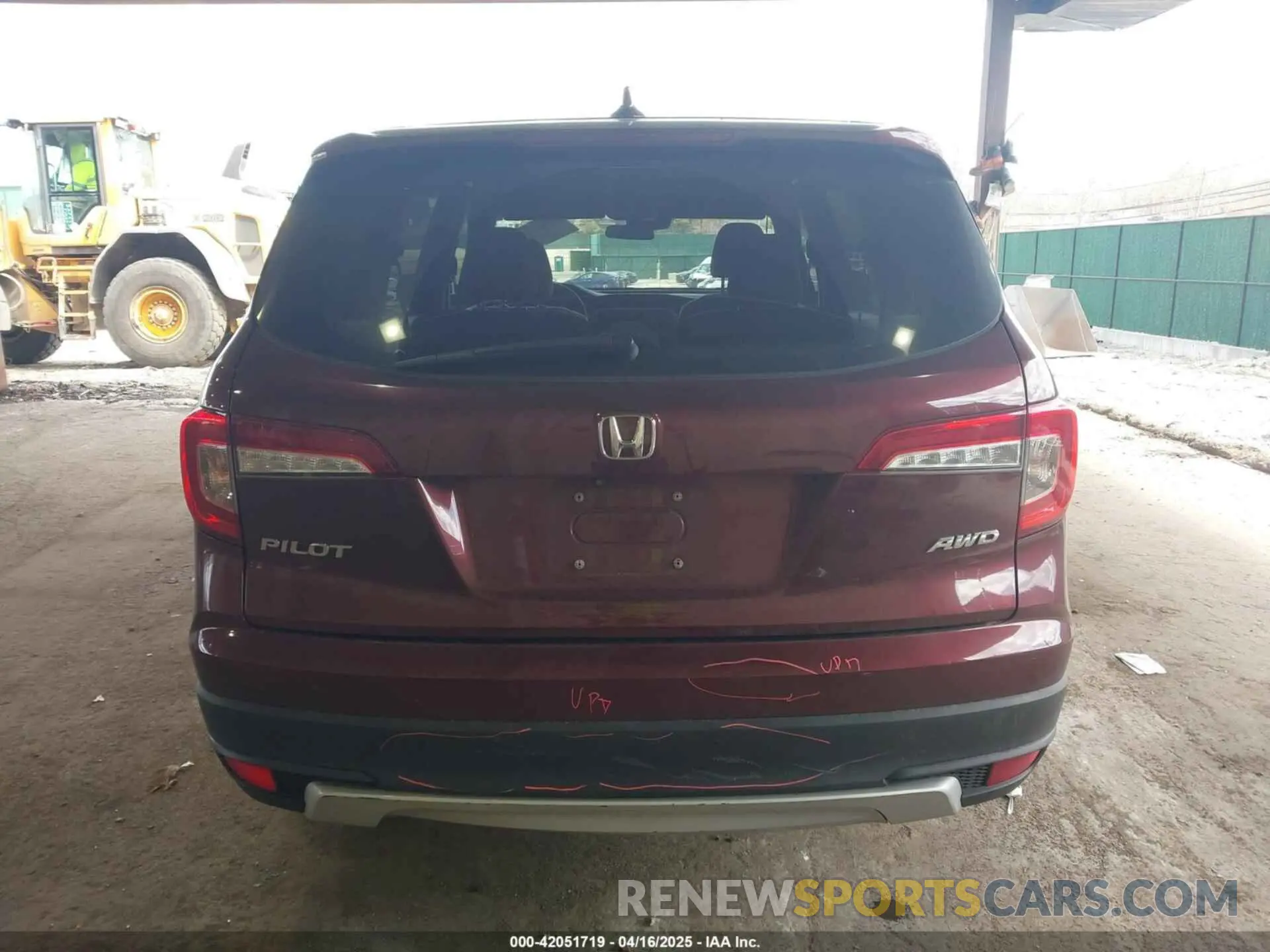 17 Фотография поврежденного автомобиля 5FNYF6H34LB021295 HONDA PILOT 2020