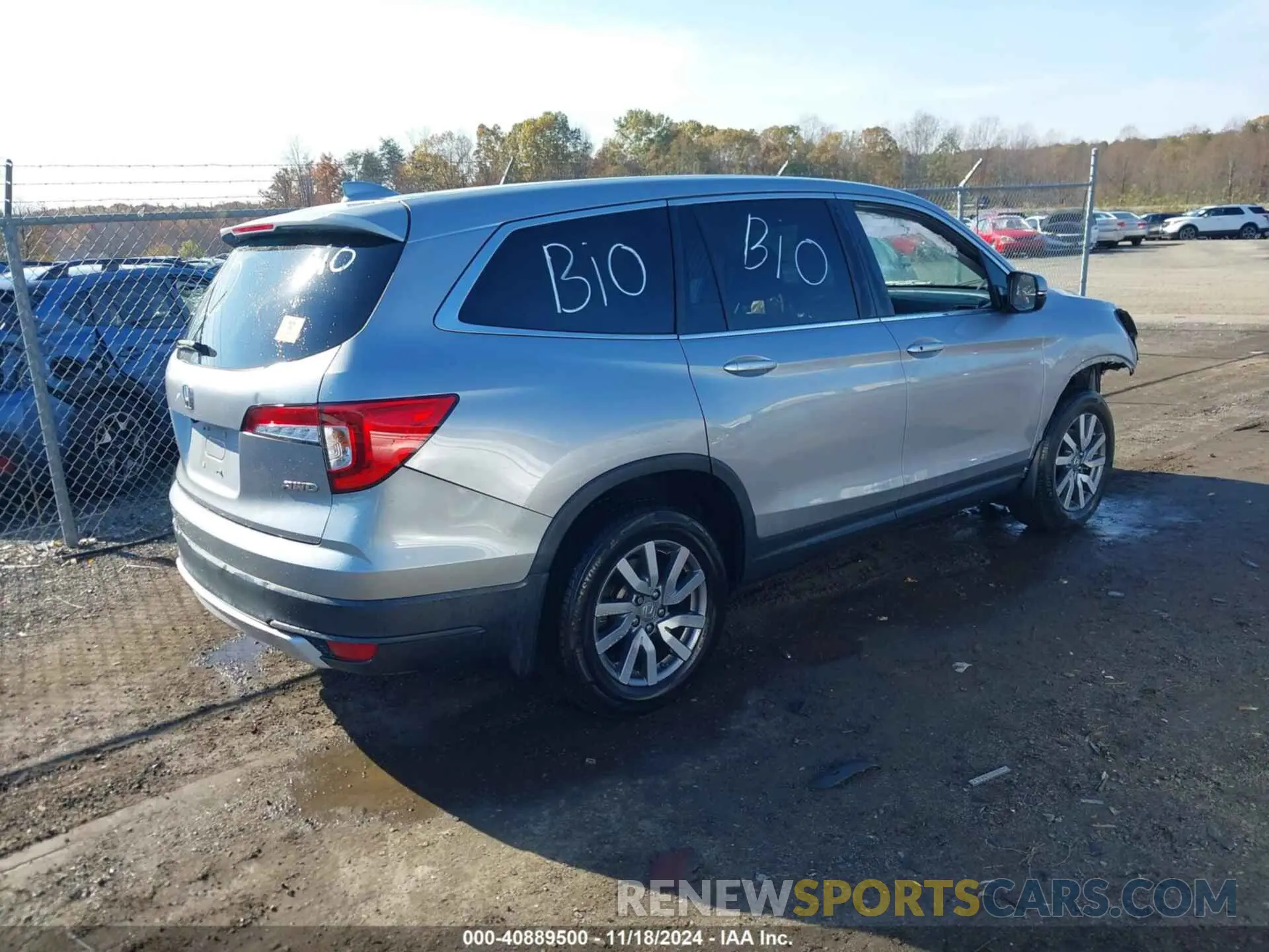 4 Photograph of a damaged car 5FNYF6H34LB068200 HONDA PILOT 2020