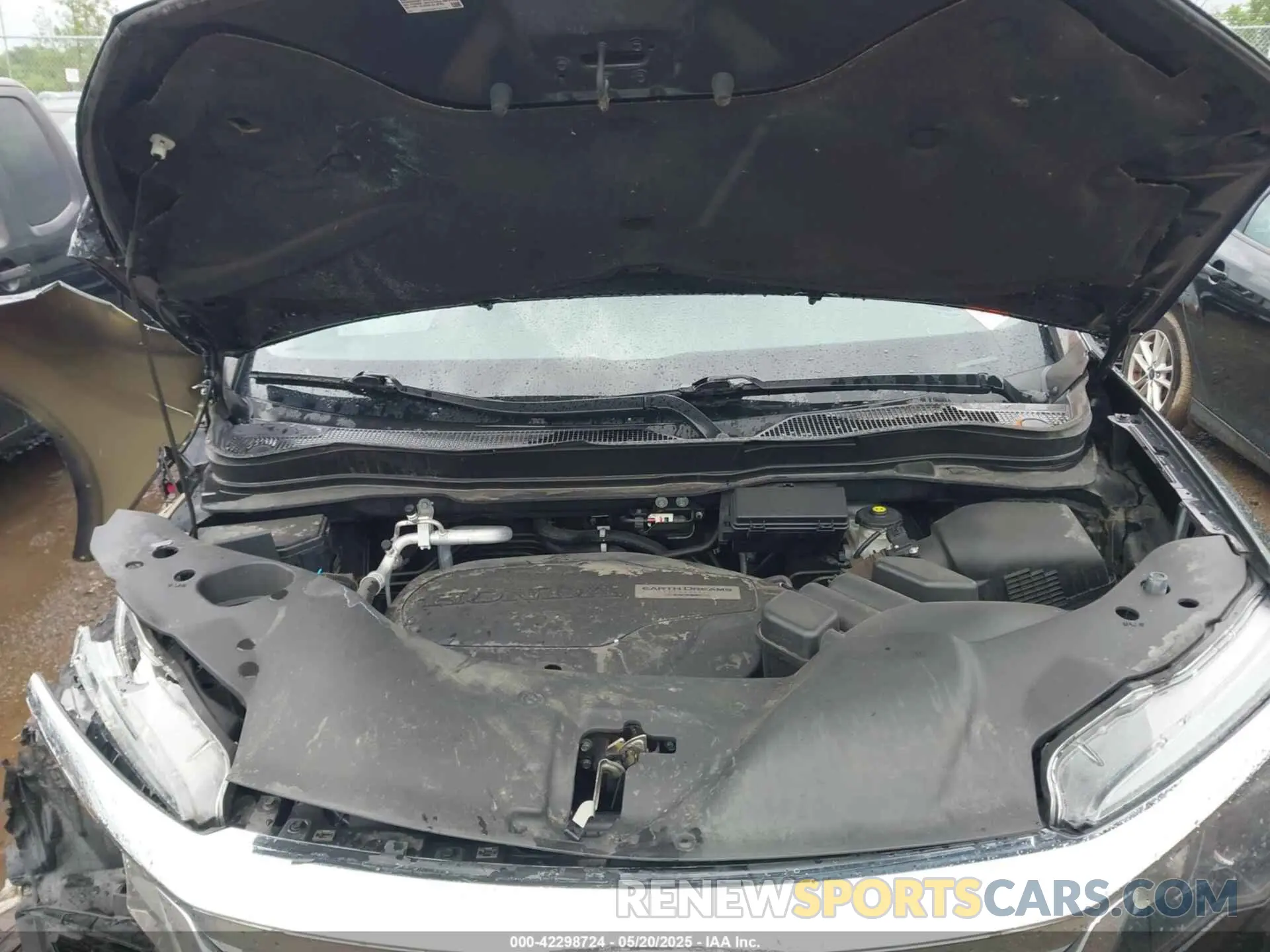 10 Photograph of a damaged car 5FNYF6H36LB054993 HONDA PILOT 2020