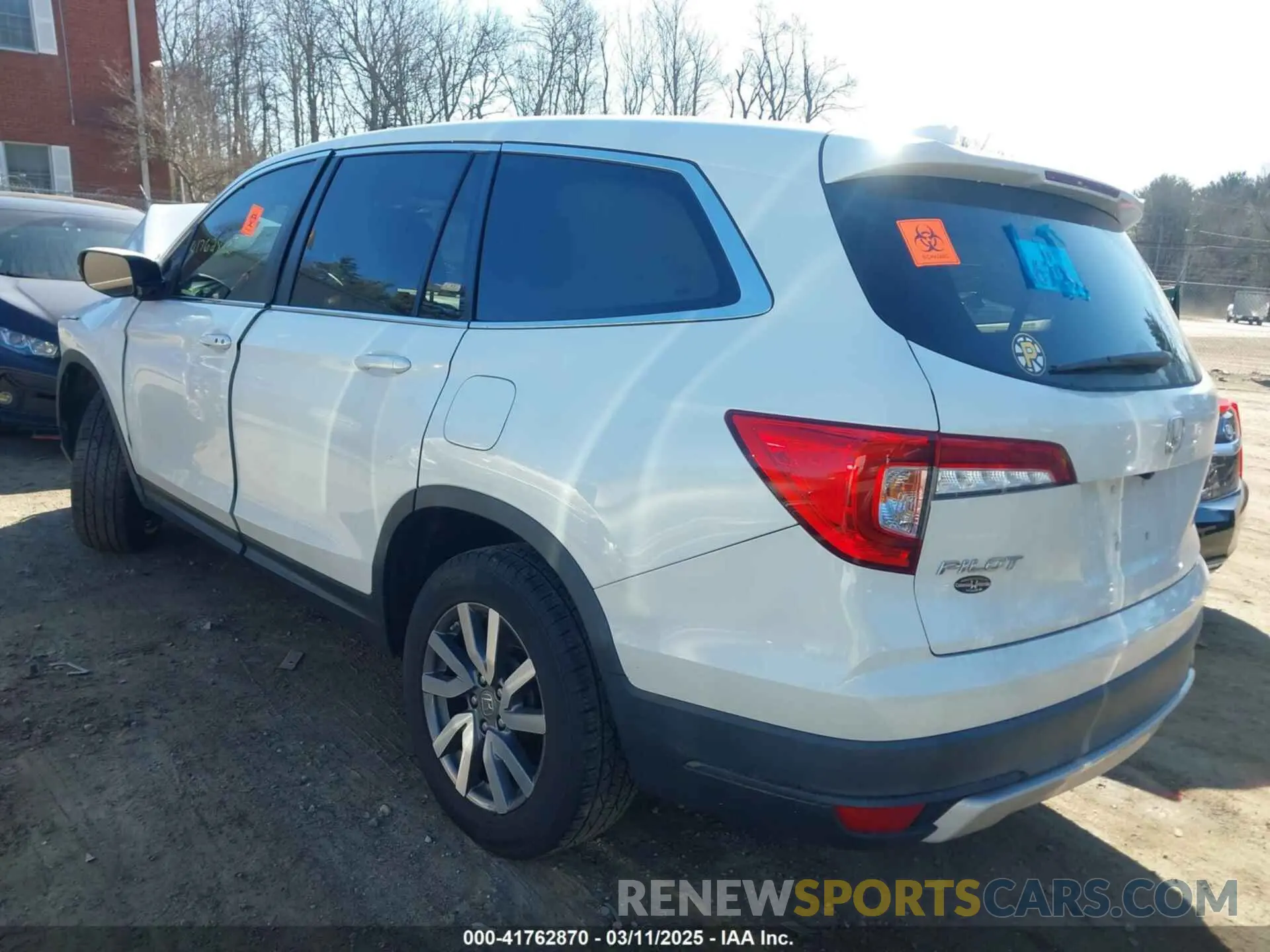 3 Фотография поврежденного автомобиля 5FNYF6H37LB050595 HONDA PILOT 2020