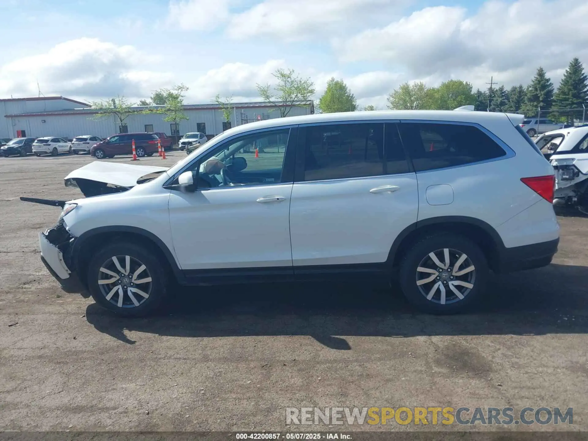 14 Фотография поврежденного автомобиля 5FNYF6H38LB025981 HONDA PILOT 2020
