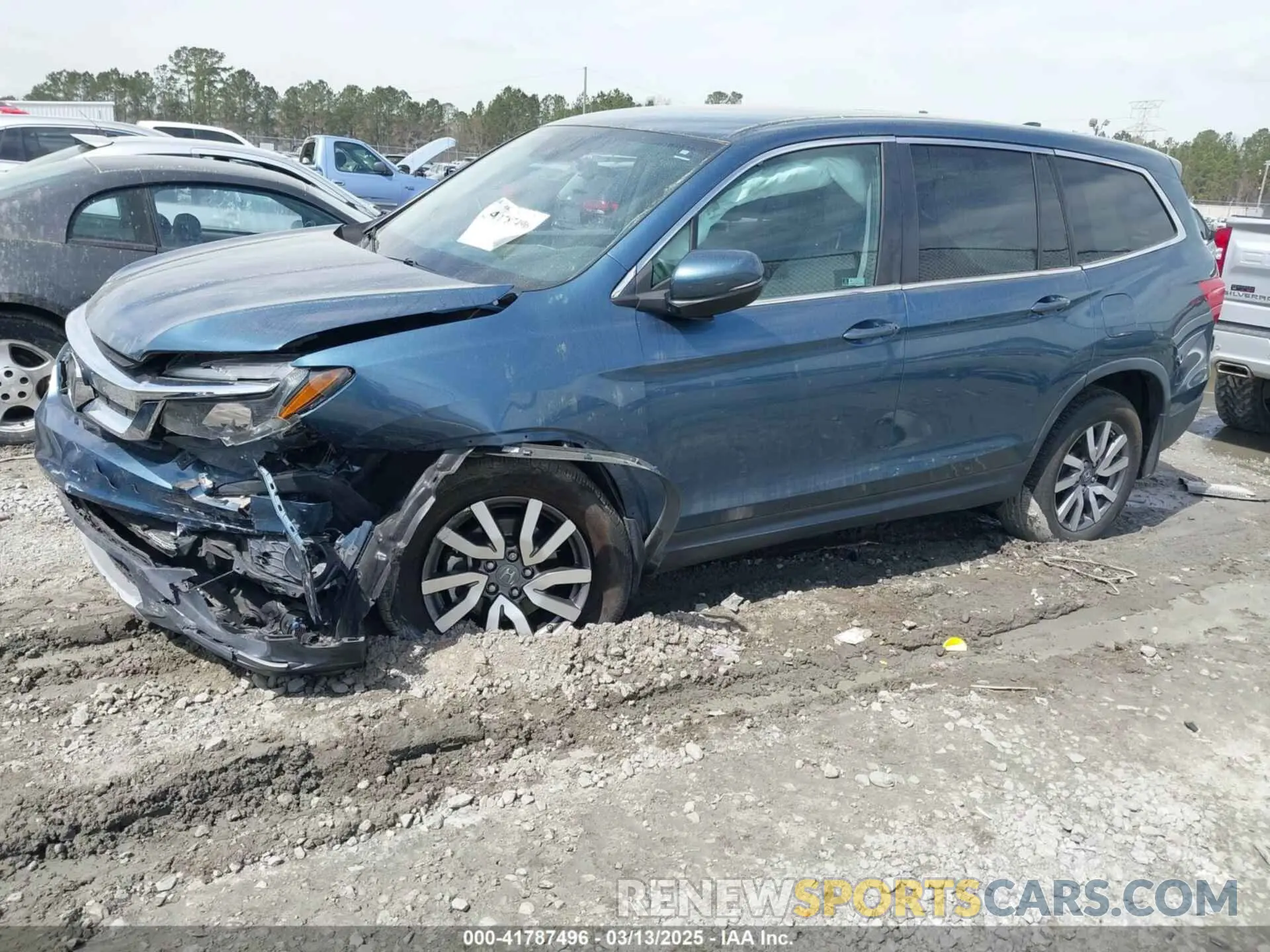 2 Photograph of a damaged car 5FNYF6H39LB024192 HONDA PILOT 2020