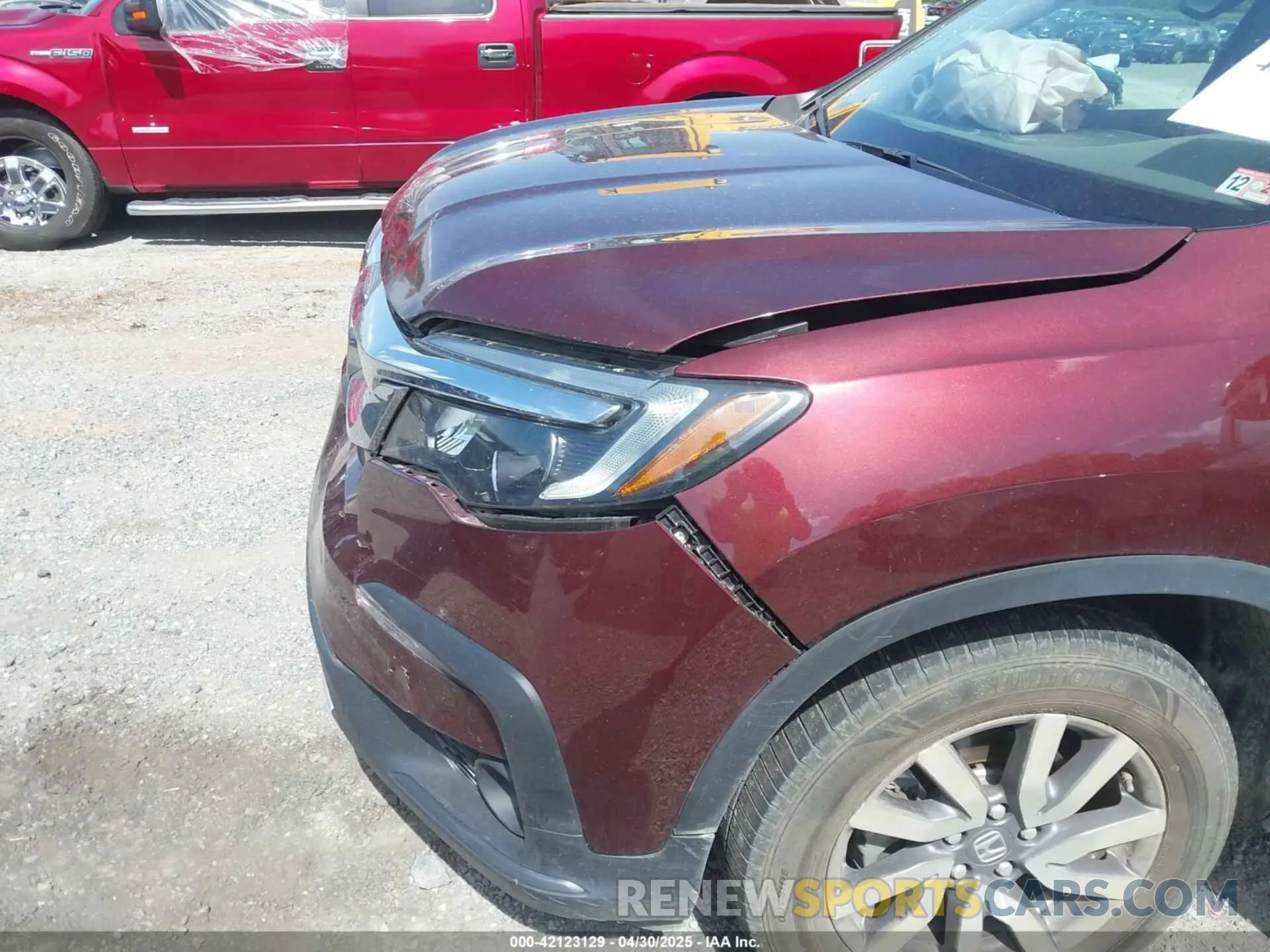 6 Photograph of a damaged car 5FNYF6H50LB028925 HONDA PILOT 2020