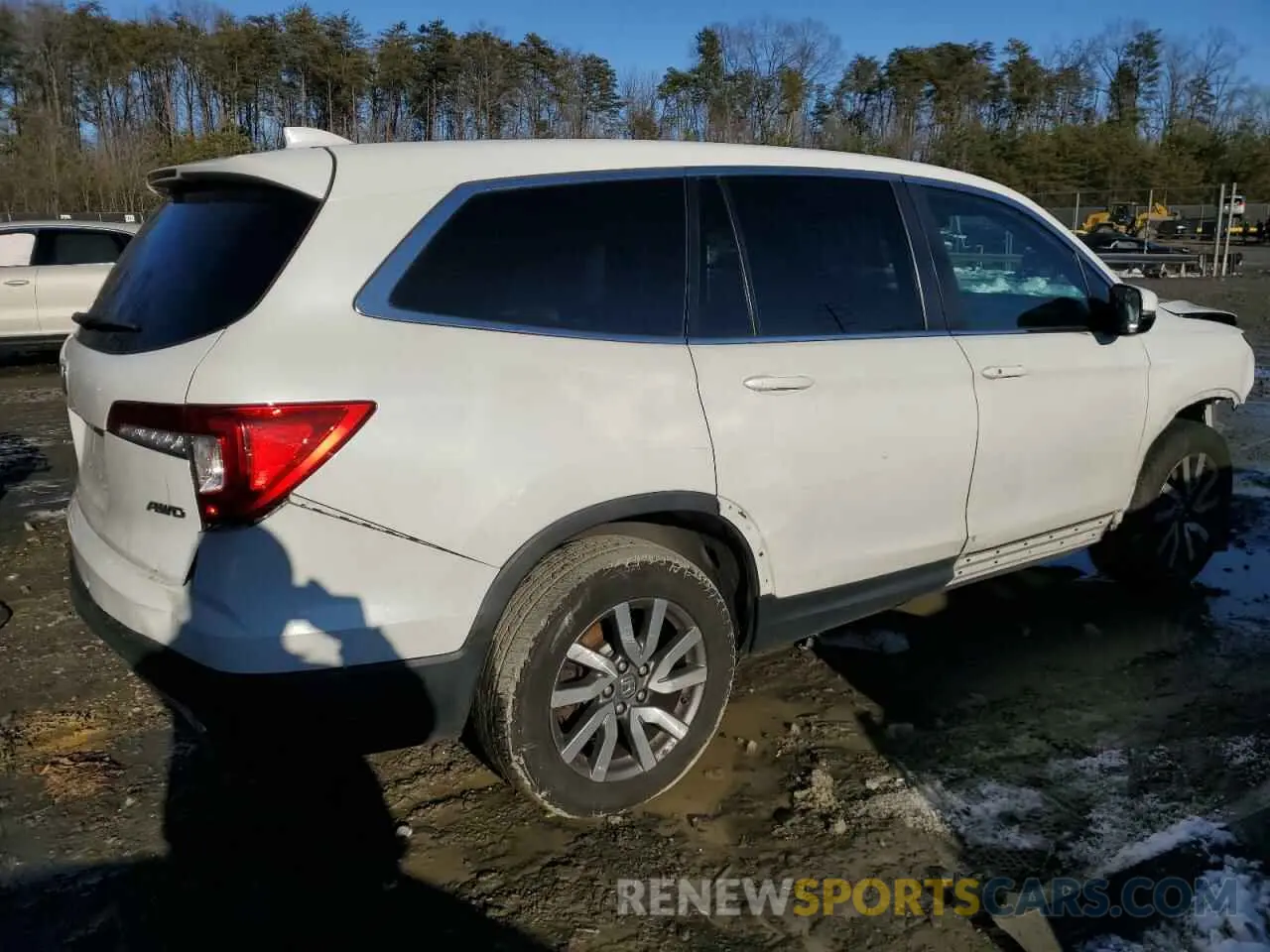 3 Фотография поврежденного автомобиля 5FNYF6H51LB013723 HONDA PILOT 2020