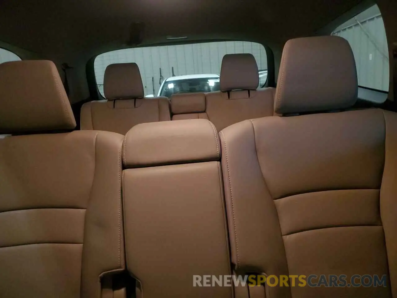 10 Photograph of a damaged car 5FNYF6H51LB014760 HONDA PILOT 2020