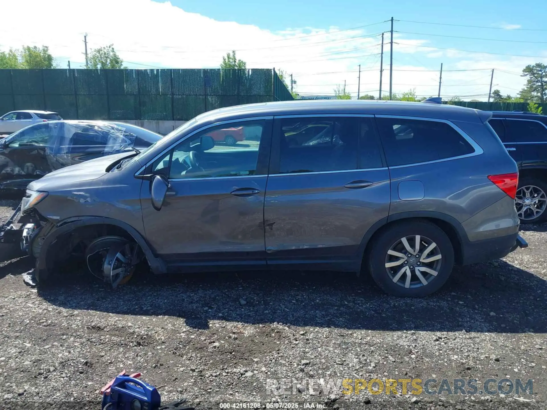 15 Photograph of a damaged car 5FNYF6H51LB038606 HONDA PILOT 2020
