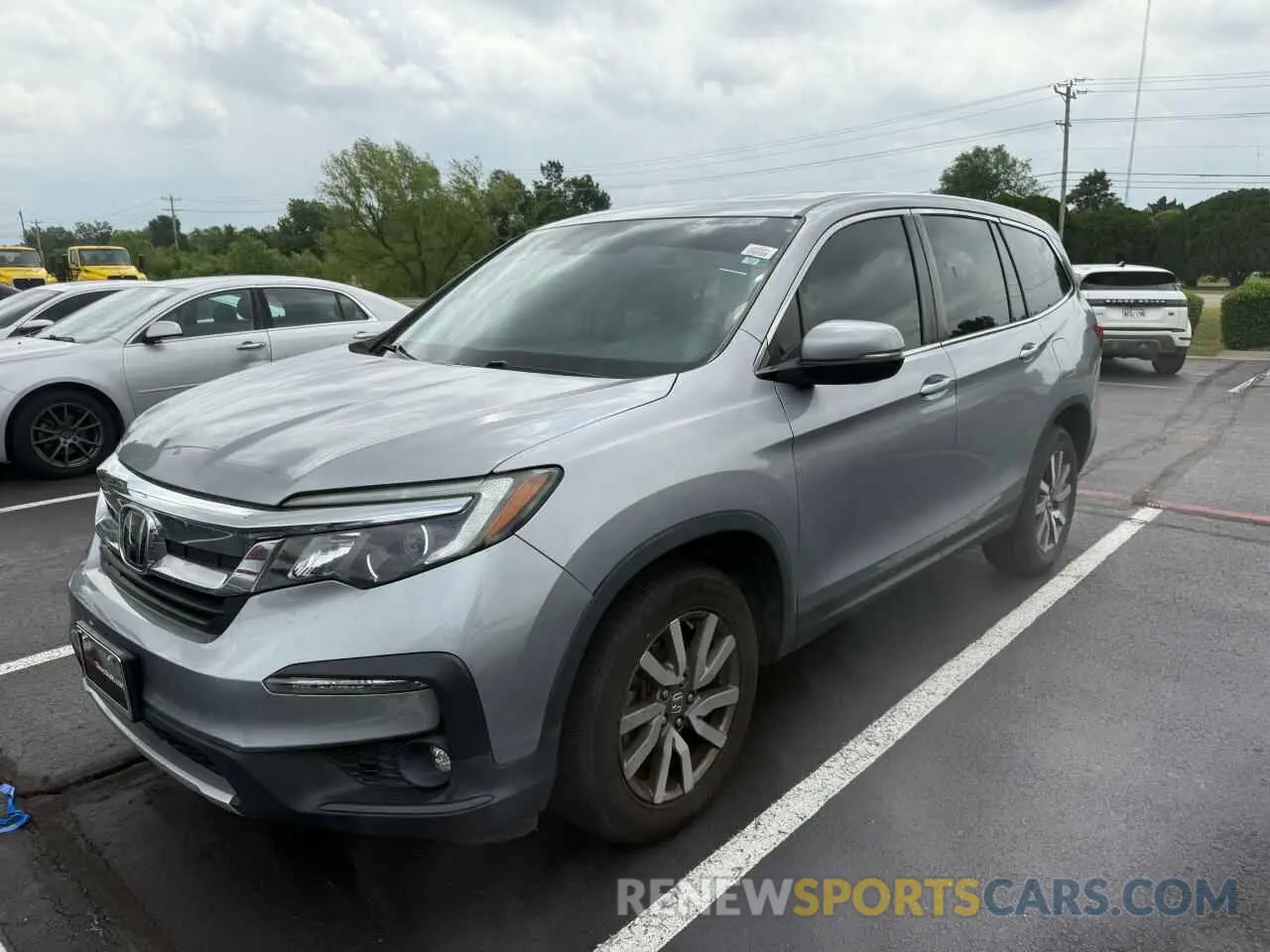 2 Photograph of a damaged car 5FNYF6H51LB069791 HONDA PILOT 2020