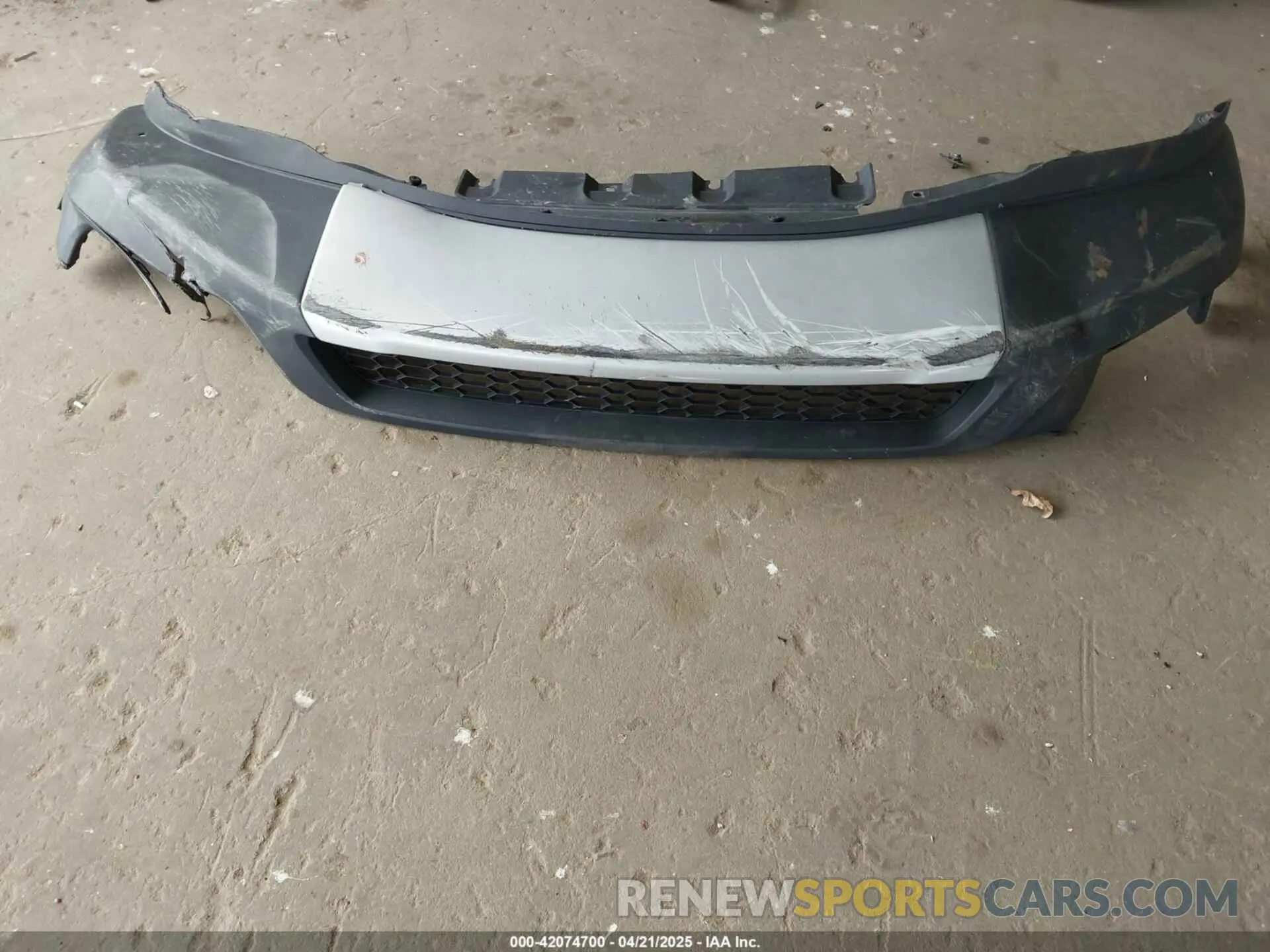12 Photograph of a damaged car 5FNYF6H52LB048870 HONDA PILOT 2020