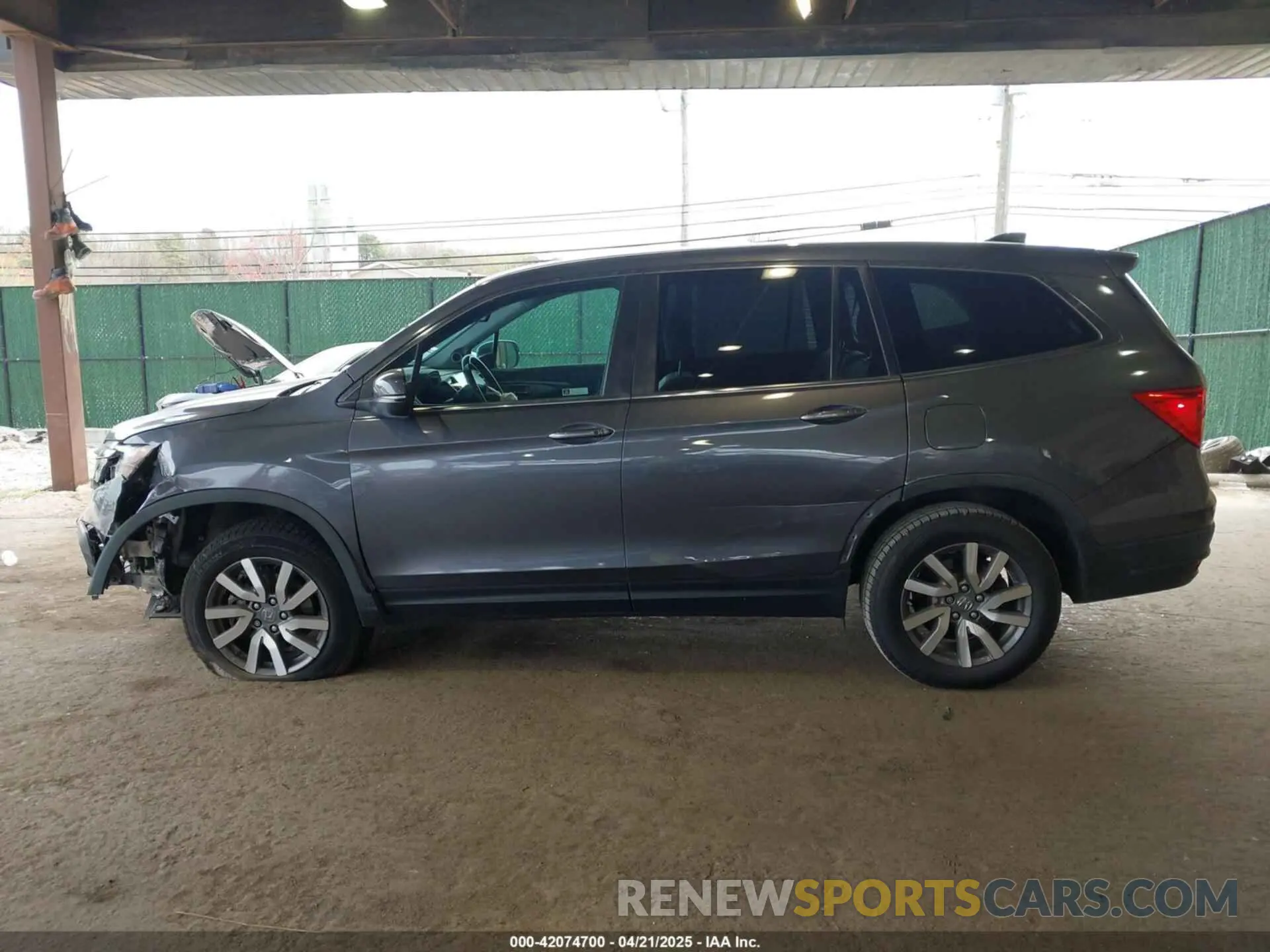15 Photograph of a damaged car 5FNYF6H52LB048870 HONDA PILOT 2020