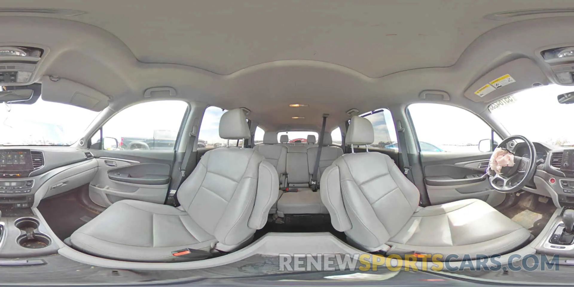16 Фотография поврежденного автомобиля 5FNYF6H53LB058596 HONDA PILOT 2020