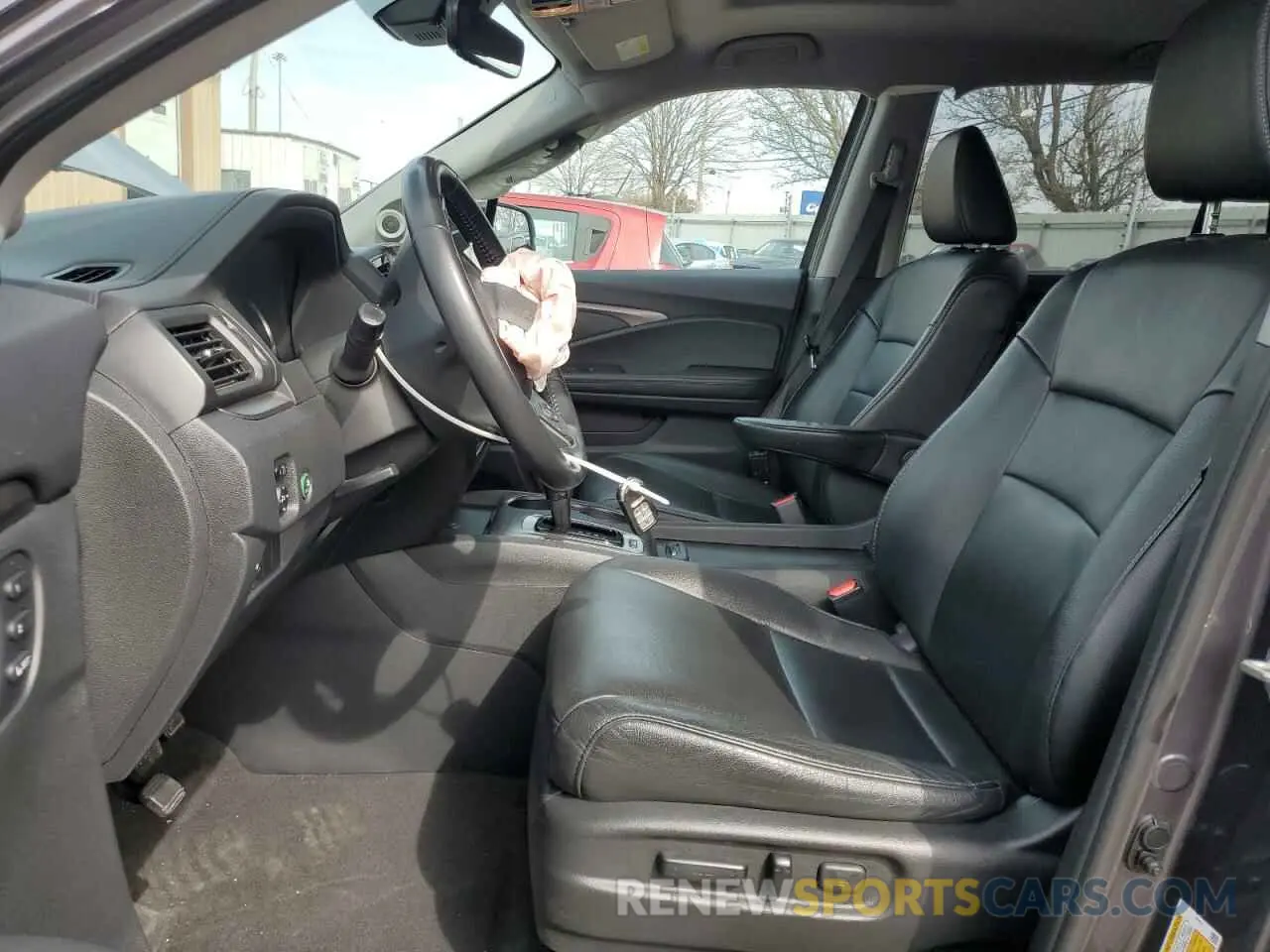 7 Photograph of a damaged car 5FNYF6H56LB008484 HONDA PILOT 2020