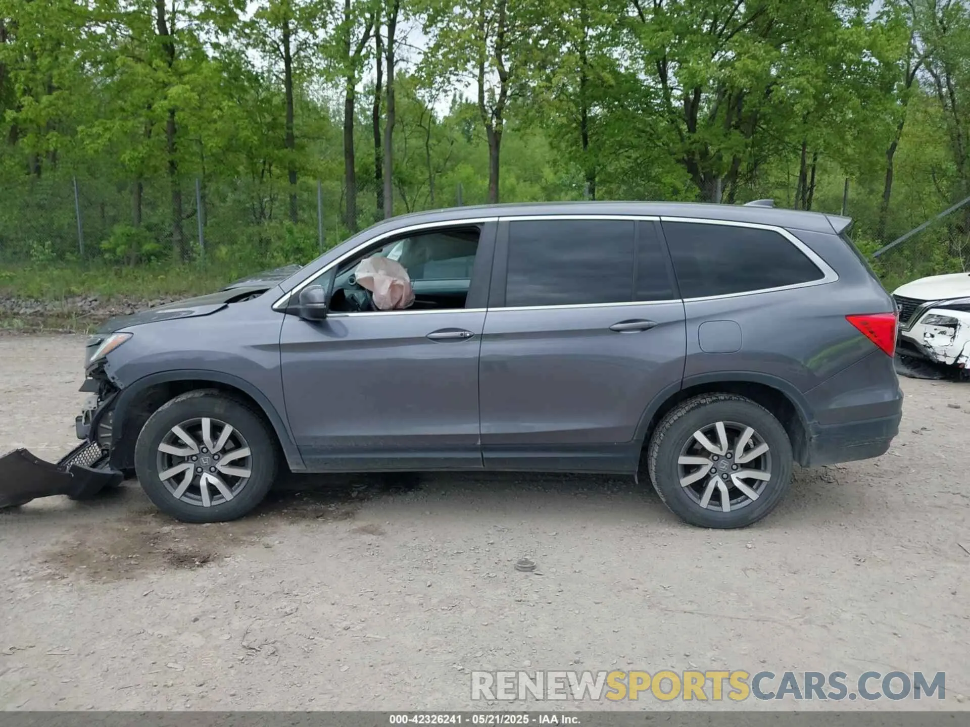 14 Photograph of a damaged car 5FNYF6H56LB044126 HONDA PILOT 2020
