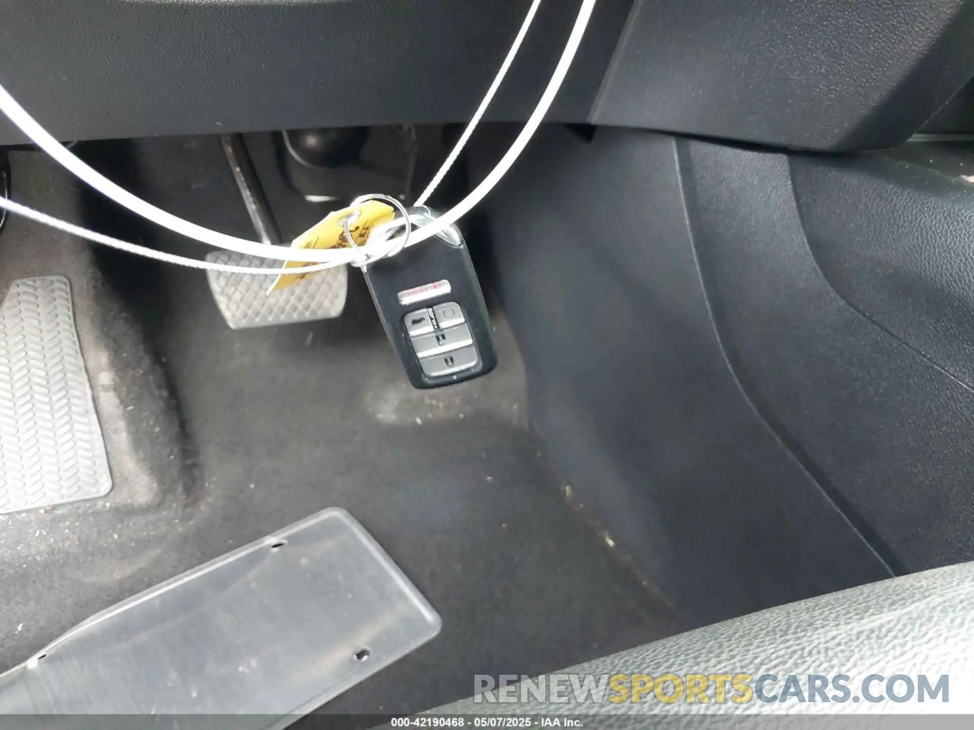 11 Photograph of a damaged car 5FNYF6H56LB067390 HONDA PILOT 2020