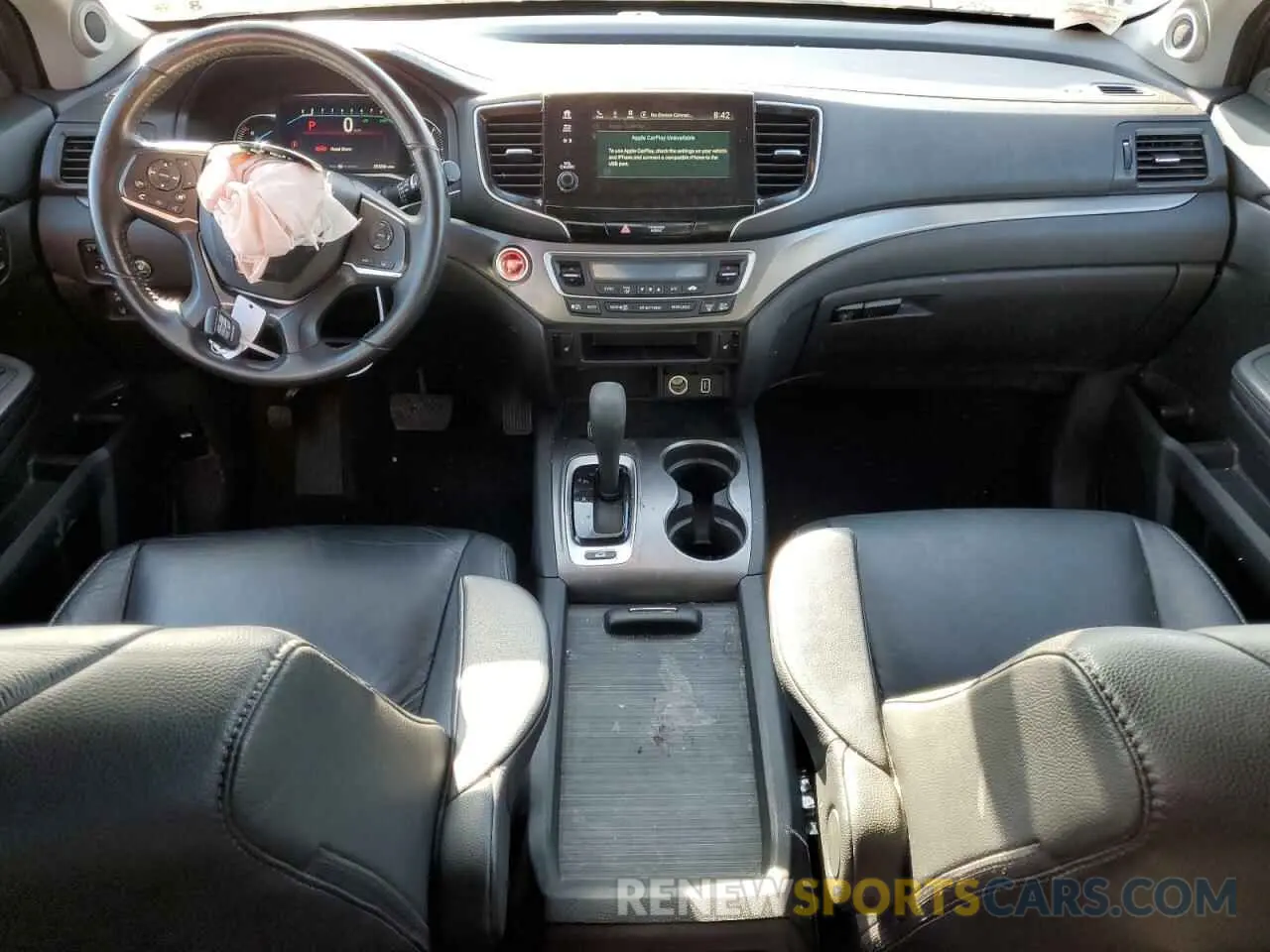 8 Photograph of a damaged car 5FNYF6H57LB007408 HONDA PILOT 2020