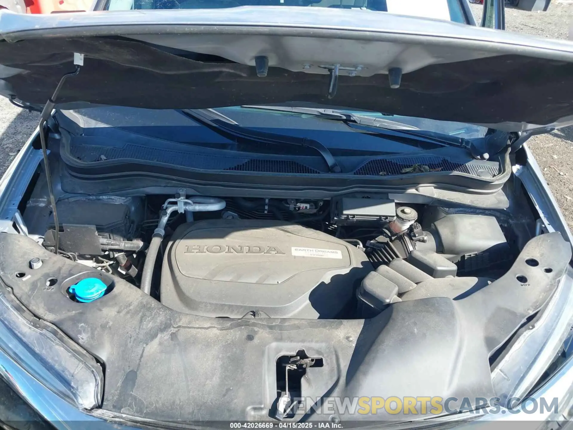 10 Photograph of a damaged car 5FNYF6H57LB059699 HONDA PILOT 2020