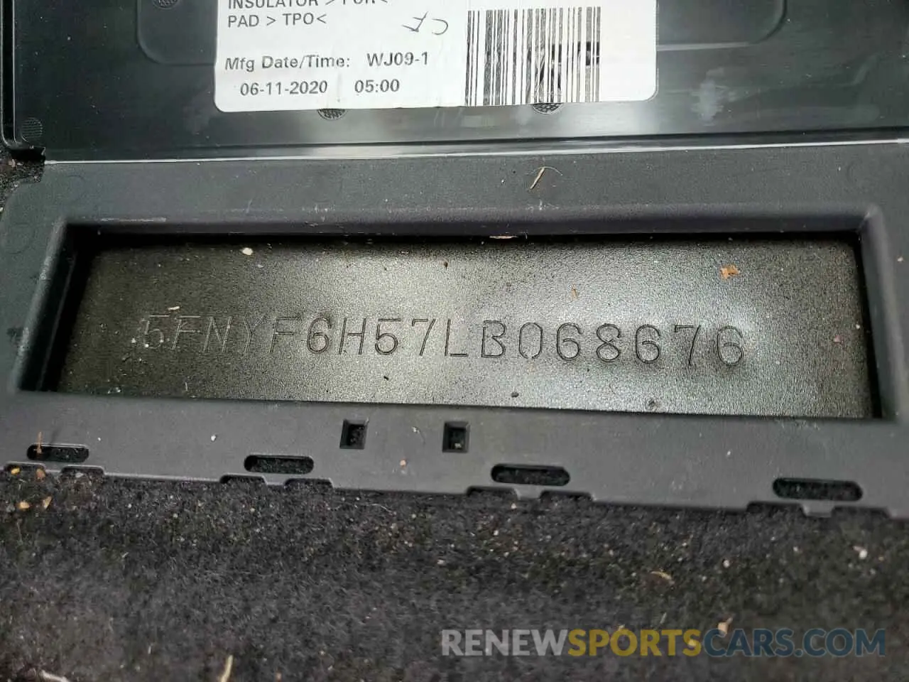13 Photograph of a damaged car 5FNYF6H57LB068676 HONDA PILOT 2020