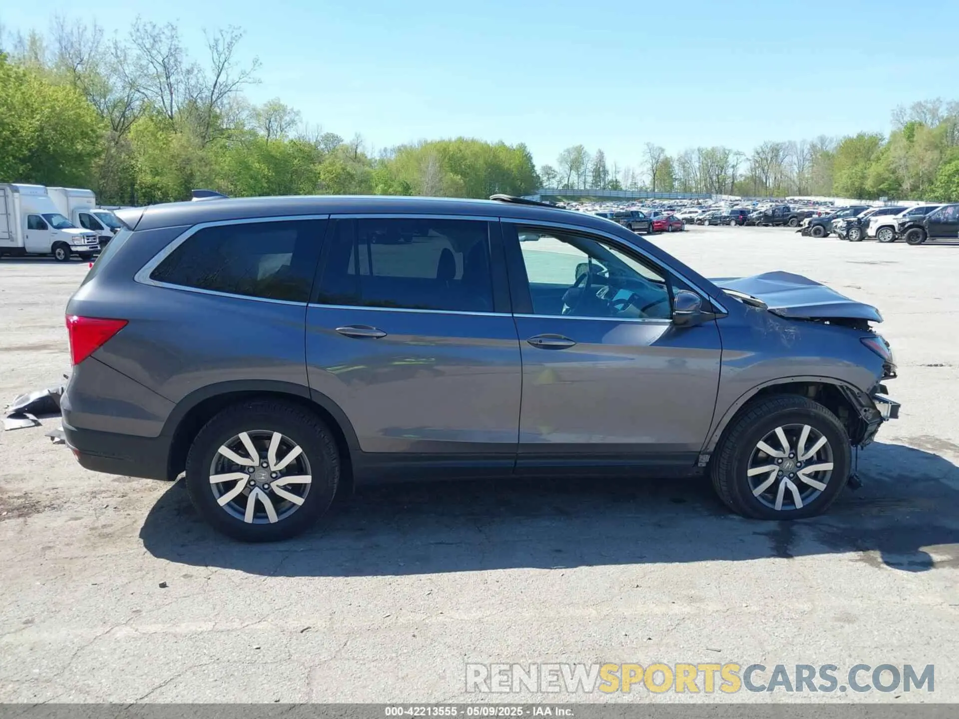 13 Фотография поврежденного автомобиля 5FNYF6H58LB049652 HONDA PILOT 2020