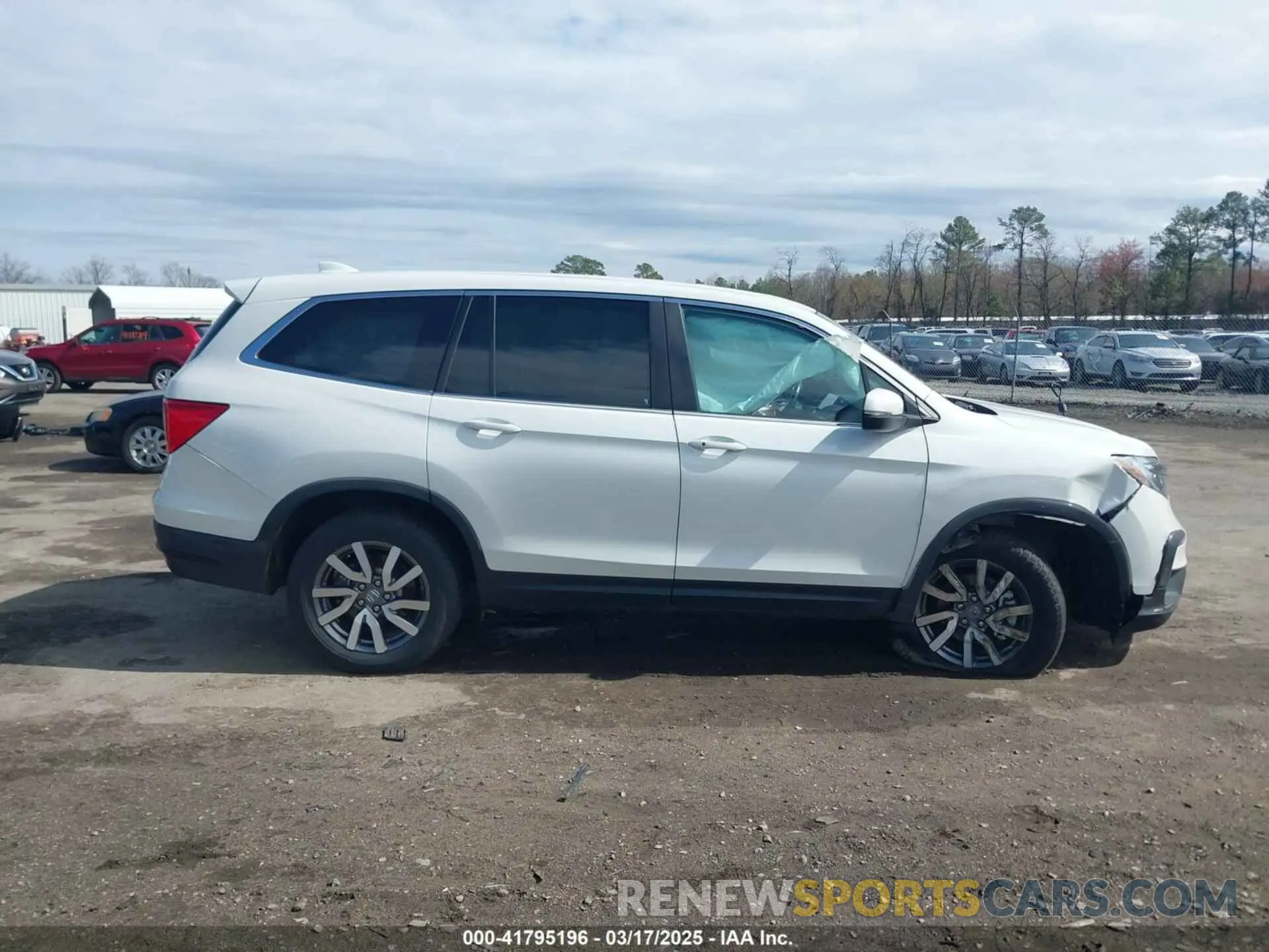 13 Фотография поврежденного автомобиля 5FNYF6H59LB068310 HONDA PILOT 2020