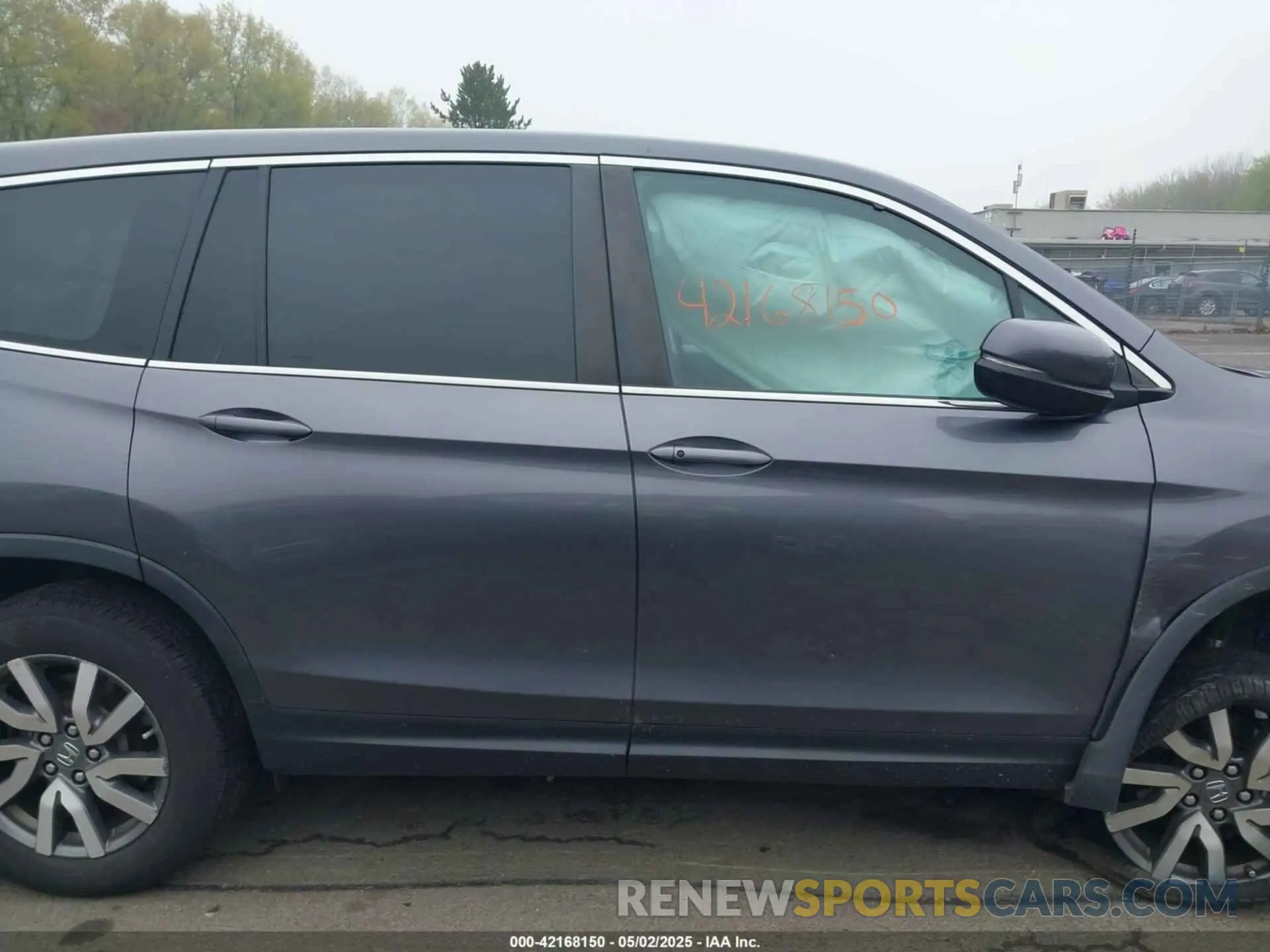 13 Photograph of a damaged car 5FNYF6H5XLB024719 HONDA PILOT 2020