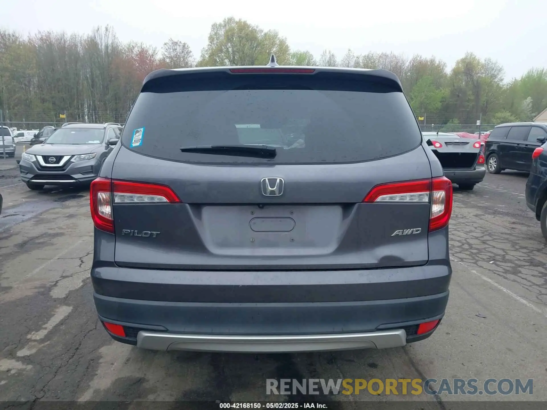16 Photograph of a damaged car 5FNYF6H5XLB024719 HONDA PILOT 2020