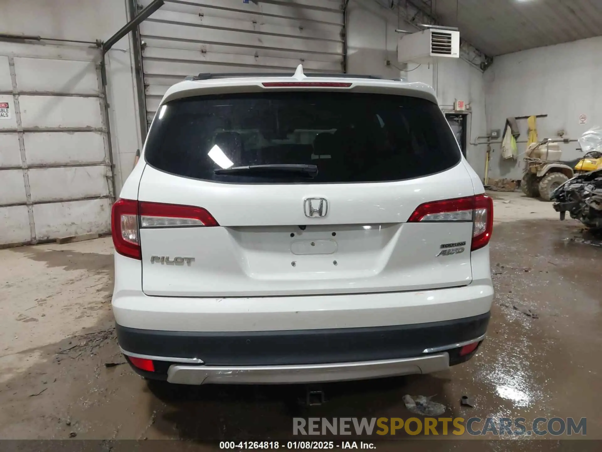16 Фотография поврежденного автомобиля 5FNYF6H60LB003614 HONDA PILOT 2020