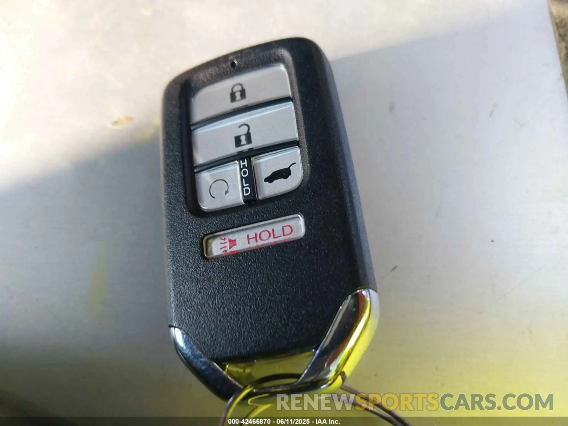 11 Photograph of a damaged car 5FNYF6H62LB038381 HONDA PILOT 2020