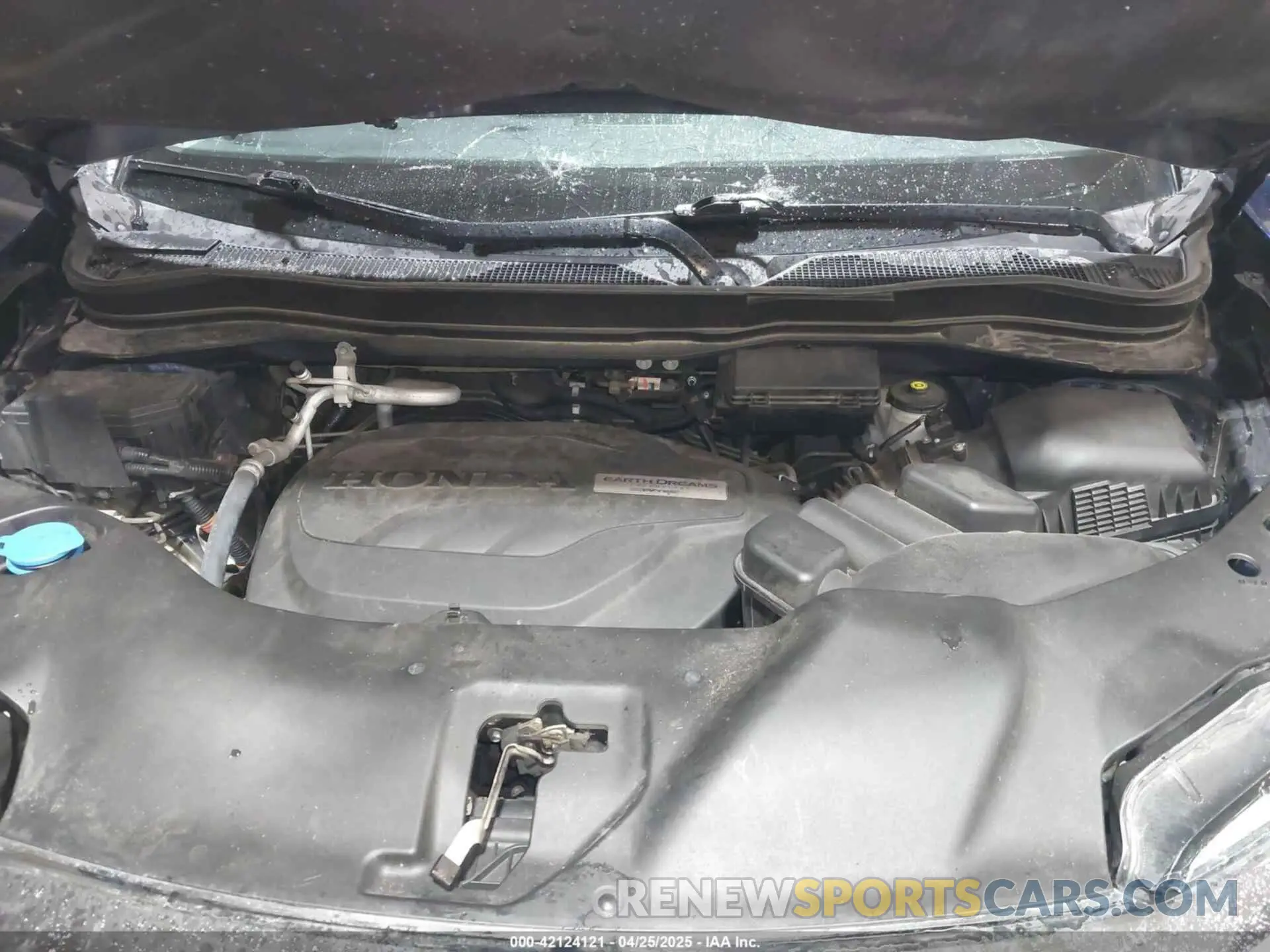 10 Photograph of a damaged car 5FNYF6H65LB019355 HONDA PILOT 2020