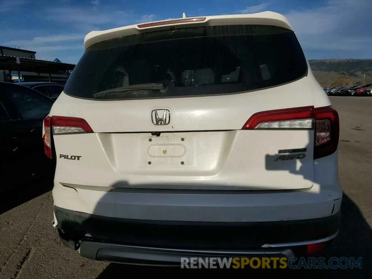 6 Photograph of a damaged car 5FNYF6H68LB002405 HONDA PILOT 2020