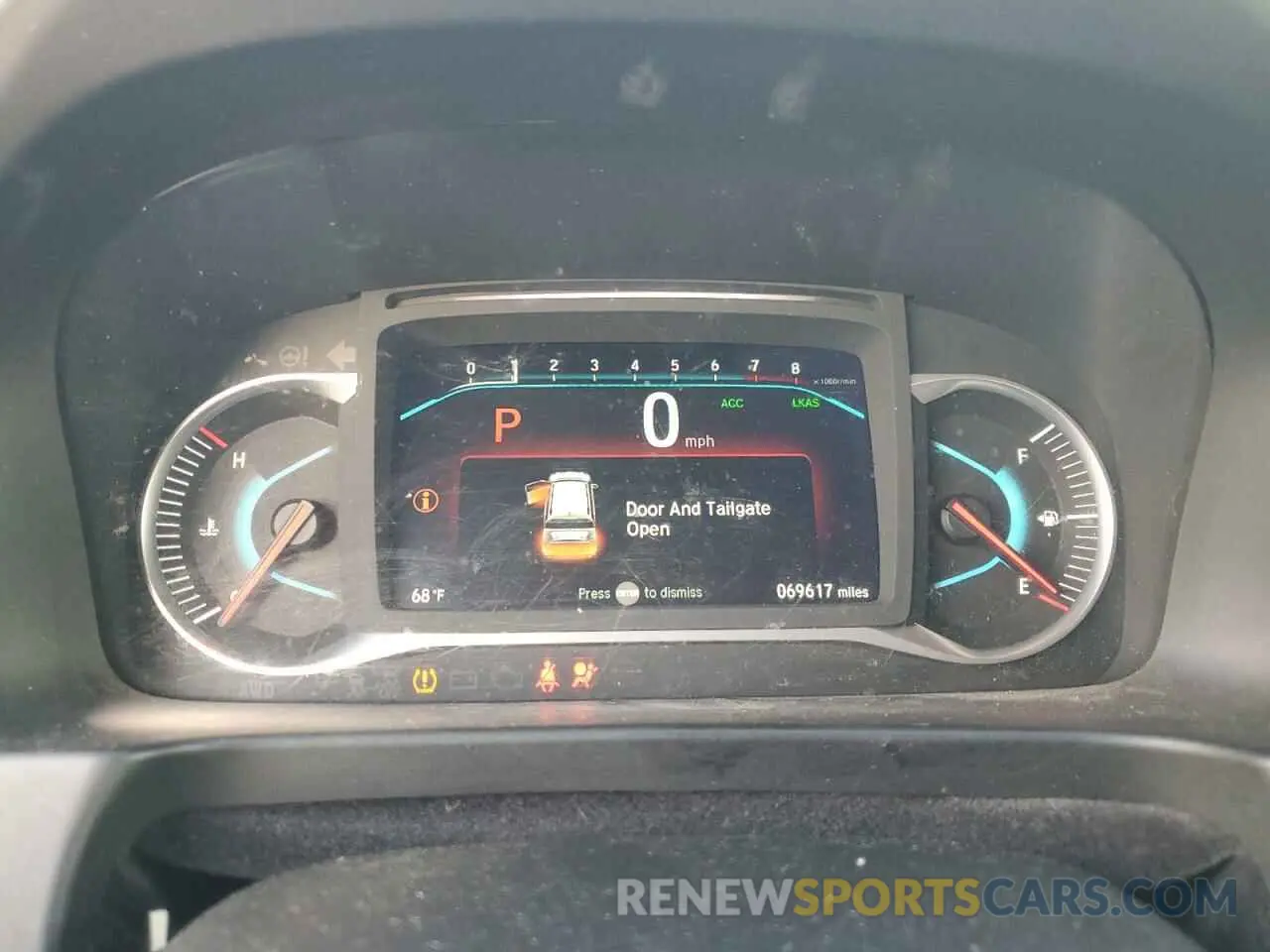 9 Photograph of a damaged car 5FNYF6H68LB002405 HONDA PILOT 2020