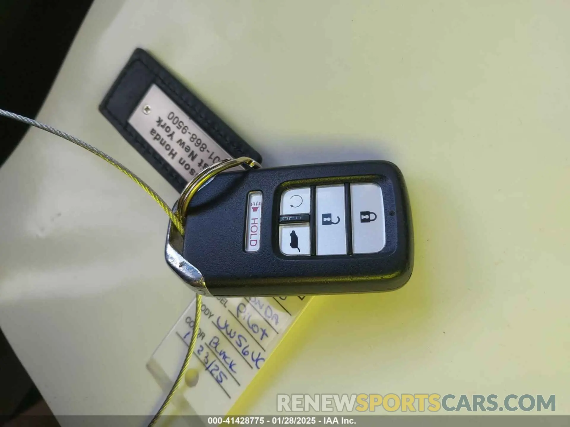 11 Photograph of a damaged car 5FNYF6H7XLB007131 HONDA PILOT 2020