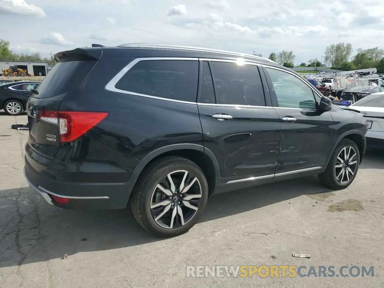 3 Photograph of a damaged car 5FNYF6H96LB022873 HONDA PILOT 2020
