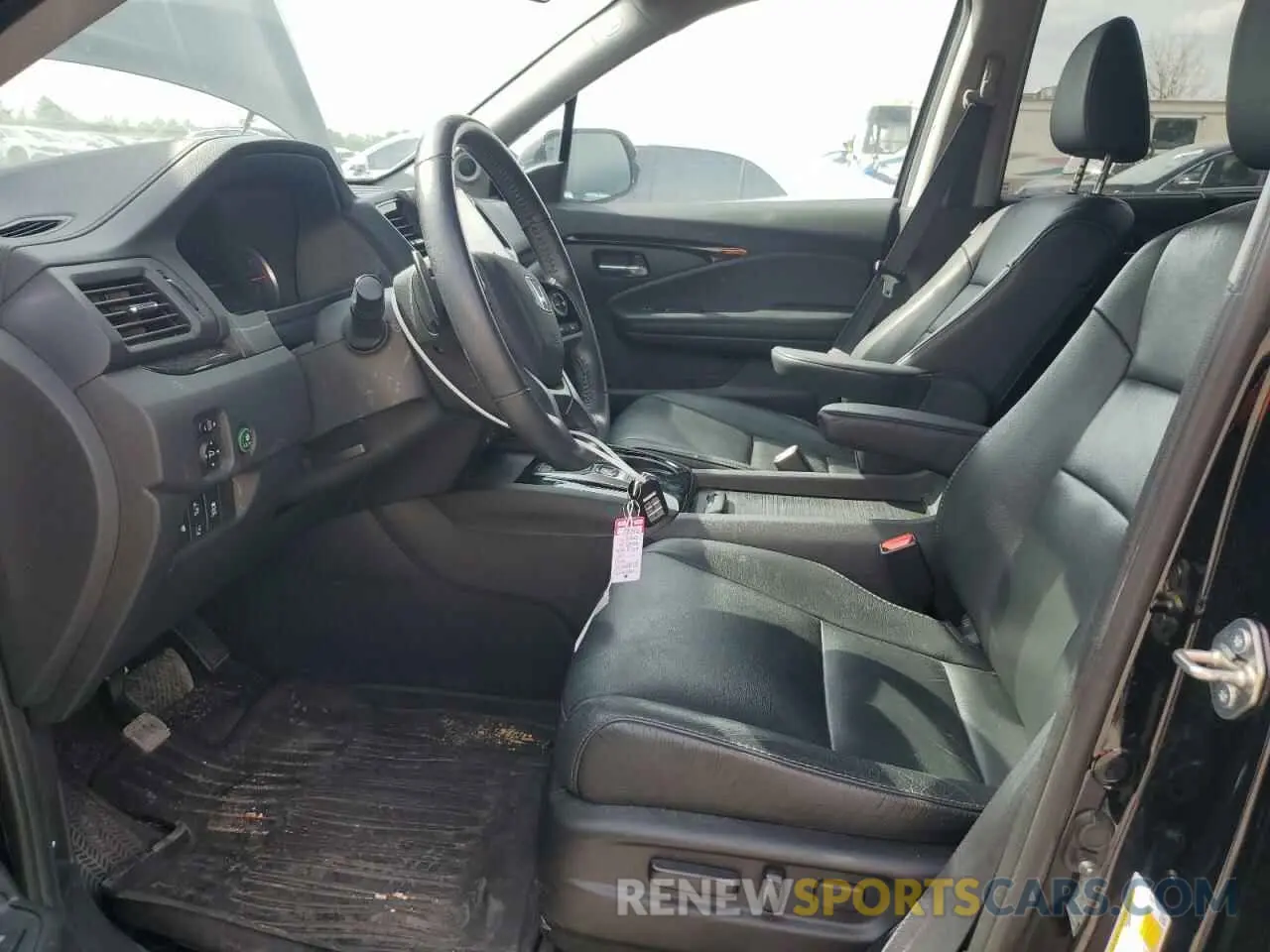 7 Photograph of a damaged car 5FNYF6H96LB022873 HONDA PILOT 2020