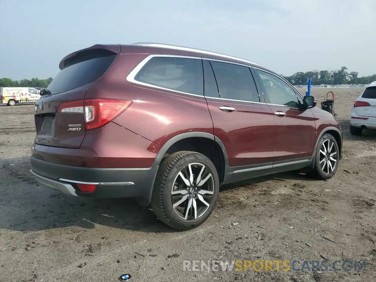 3 Photograph of a damaged car 5FNYF6H96LB028737 HONDA PILOT 2020