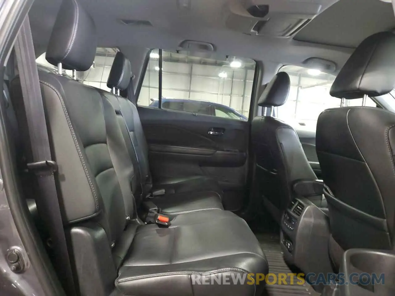 11 Фотография поврежденного автомобиля 5FNYF6H96LB052407 HONDA PILOT 2020
