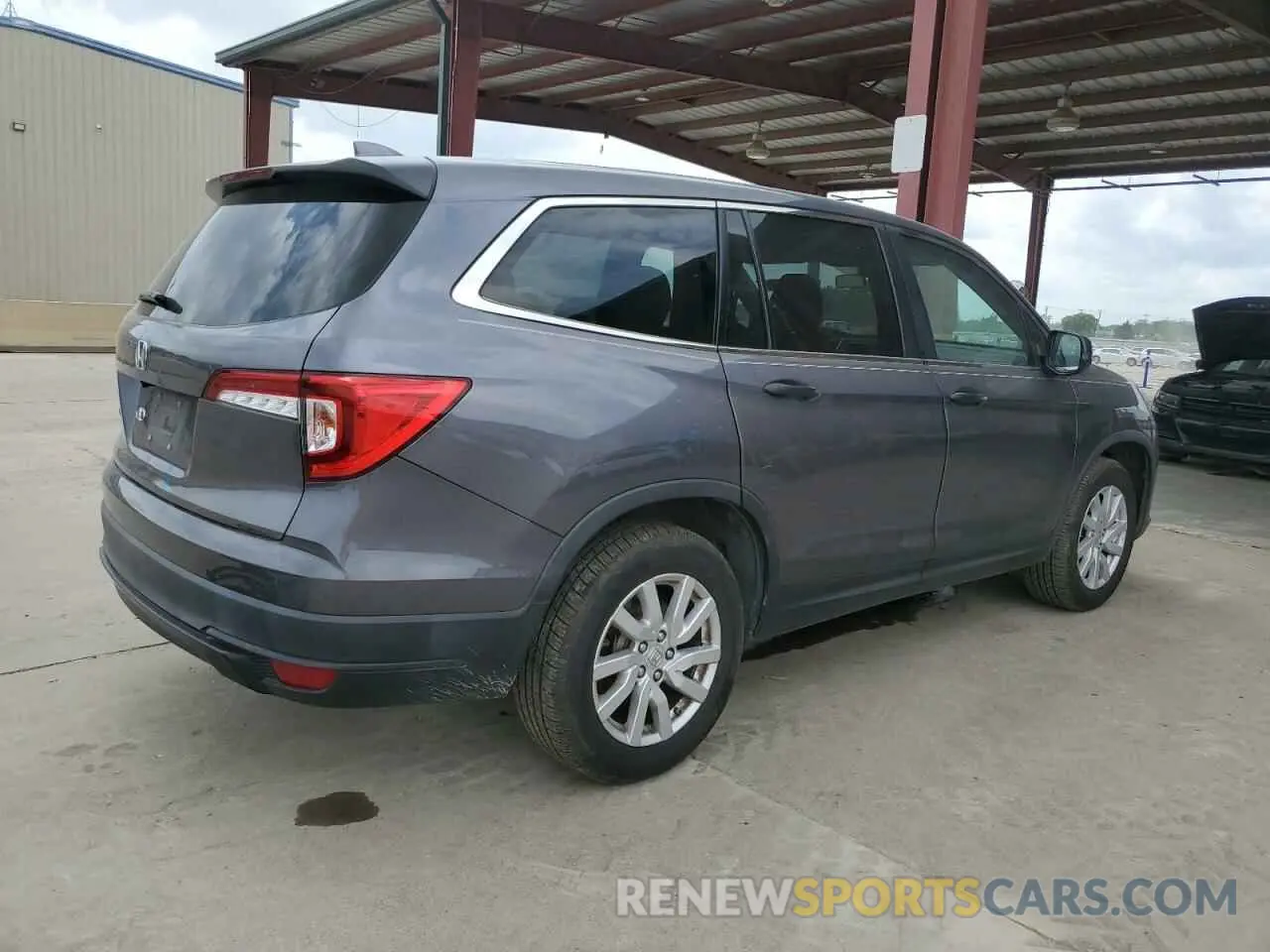 3 Photograph of a damaged car 5FNYF5H16MB008610 HONDA PILOT 2021