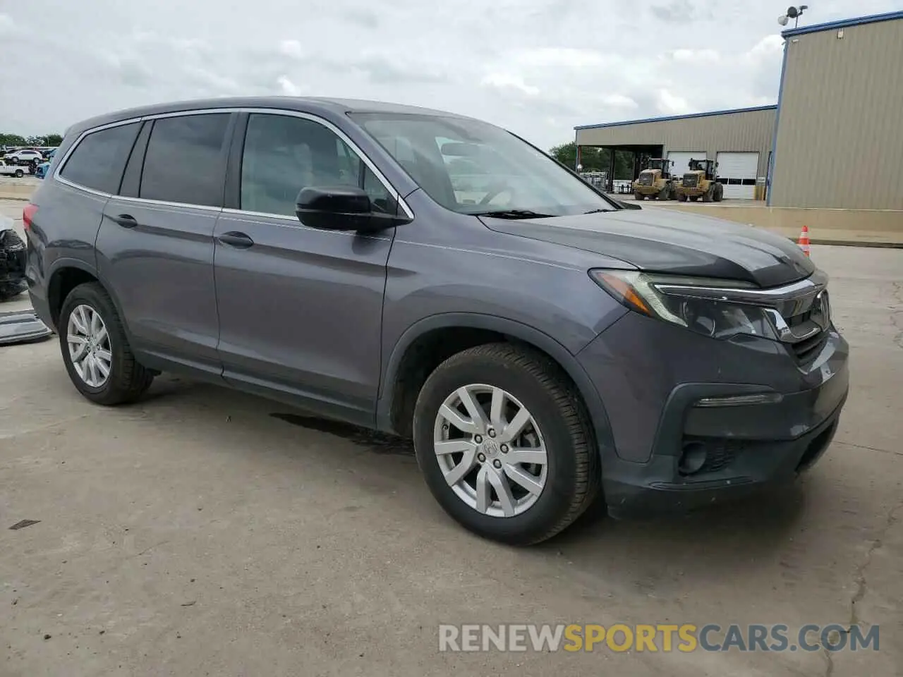 4 Photograph of a damaged car 5FNYF5H16MB008610 HONDA PILOT 2021