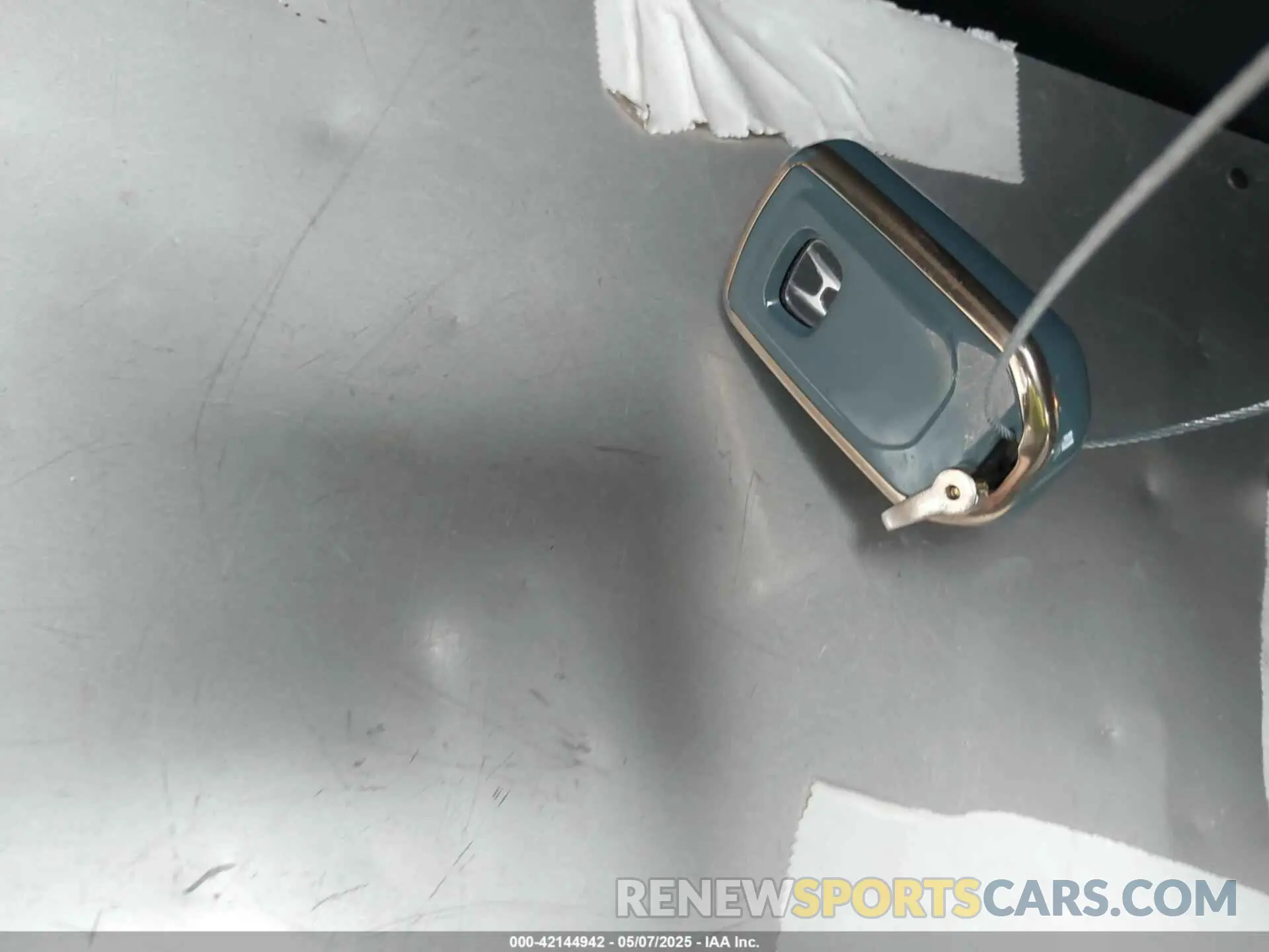 11 Photograph of a damaged car 5FNYF5H21MB043810 HONDA PILOT 2021