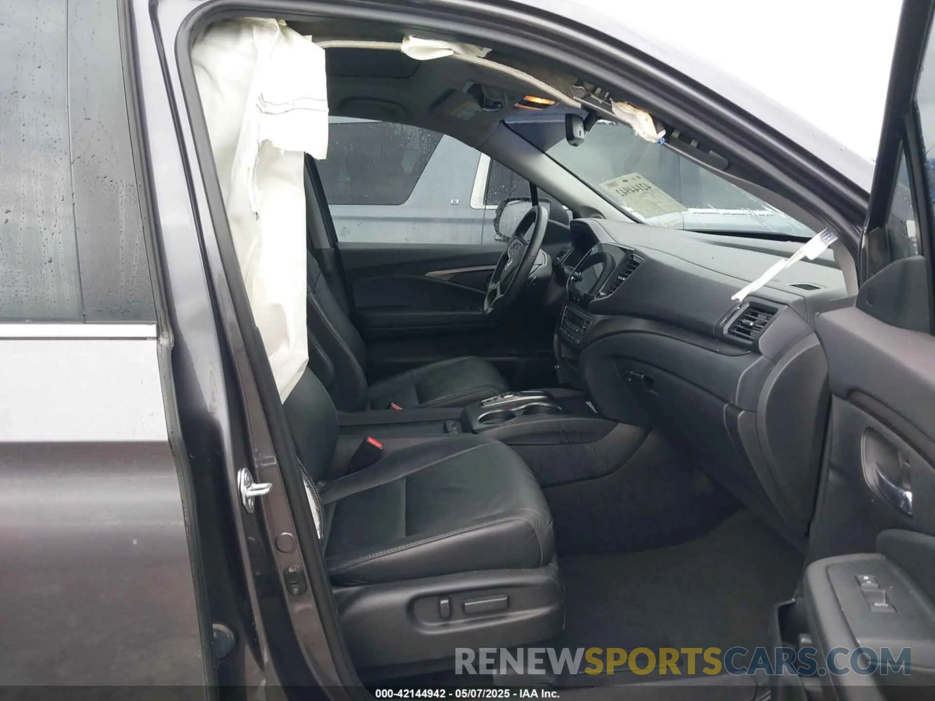 5 Photograph of a damaged car 5FNYF5H21MB043810 HONDA PILOT 2021