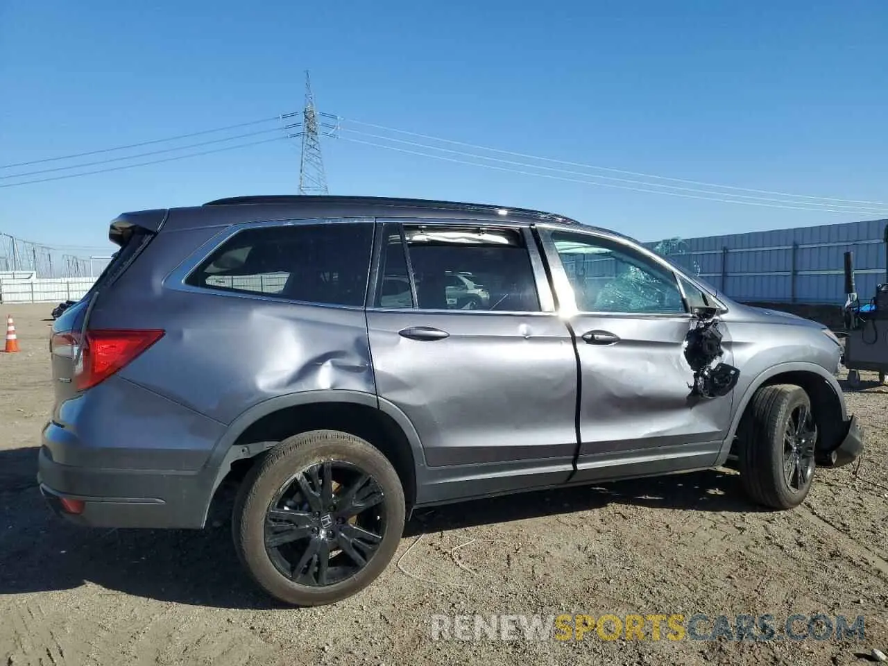3 Фотография поврежденного автомобиля 5FNYF5H24MB040819 HONDA PILOT 2021