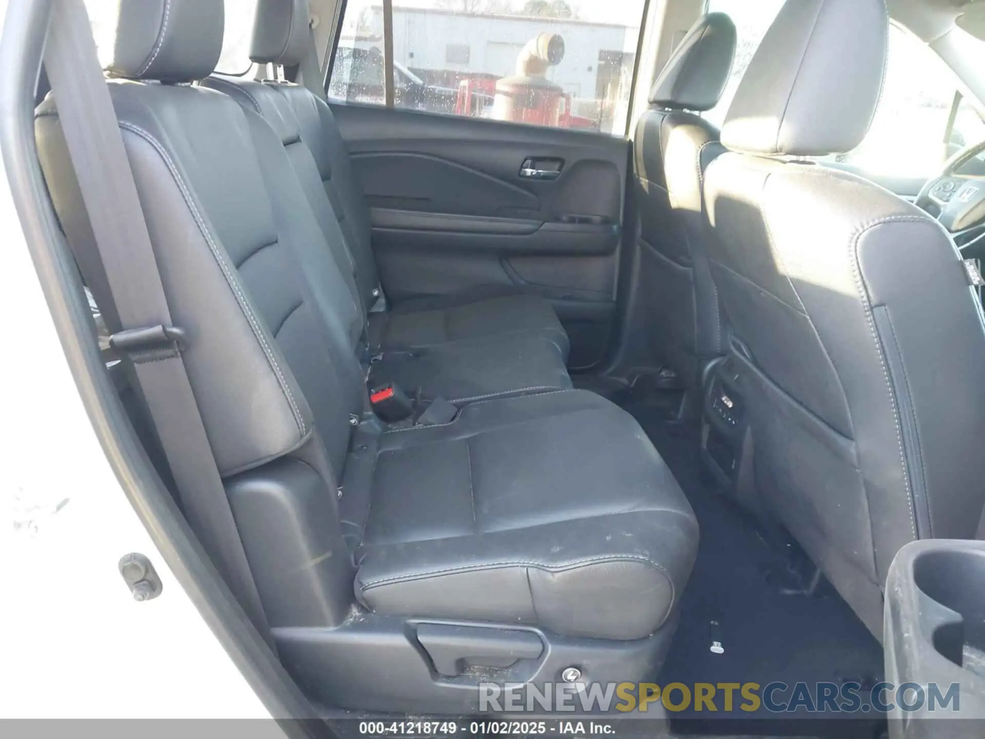 8 Photograph of a damaged car 5FNYF5H26MB020491 HONDA PILOT 2021