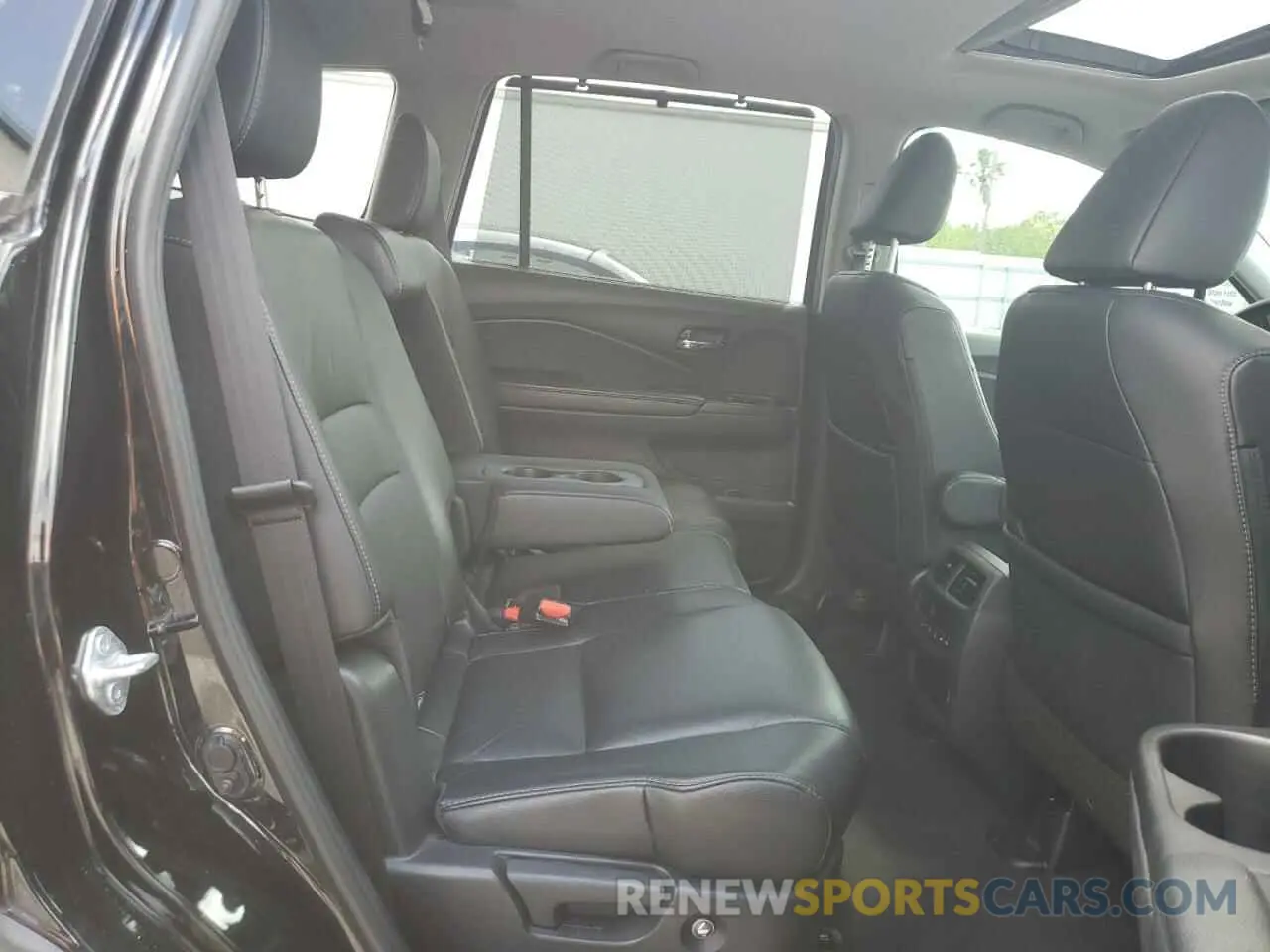 11 Photograph of a damaged car 5FNYF5H26MB047268 HONDA PILOT 2021