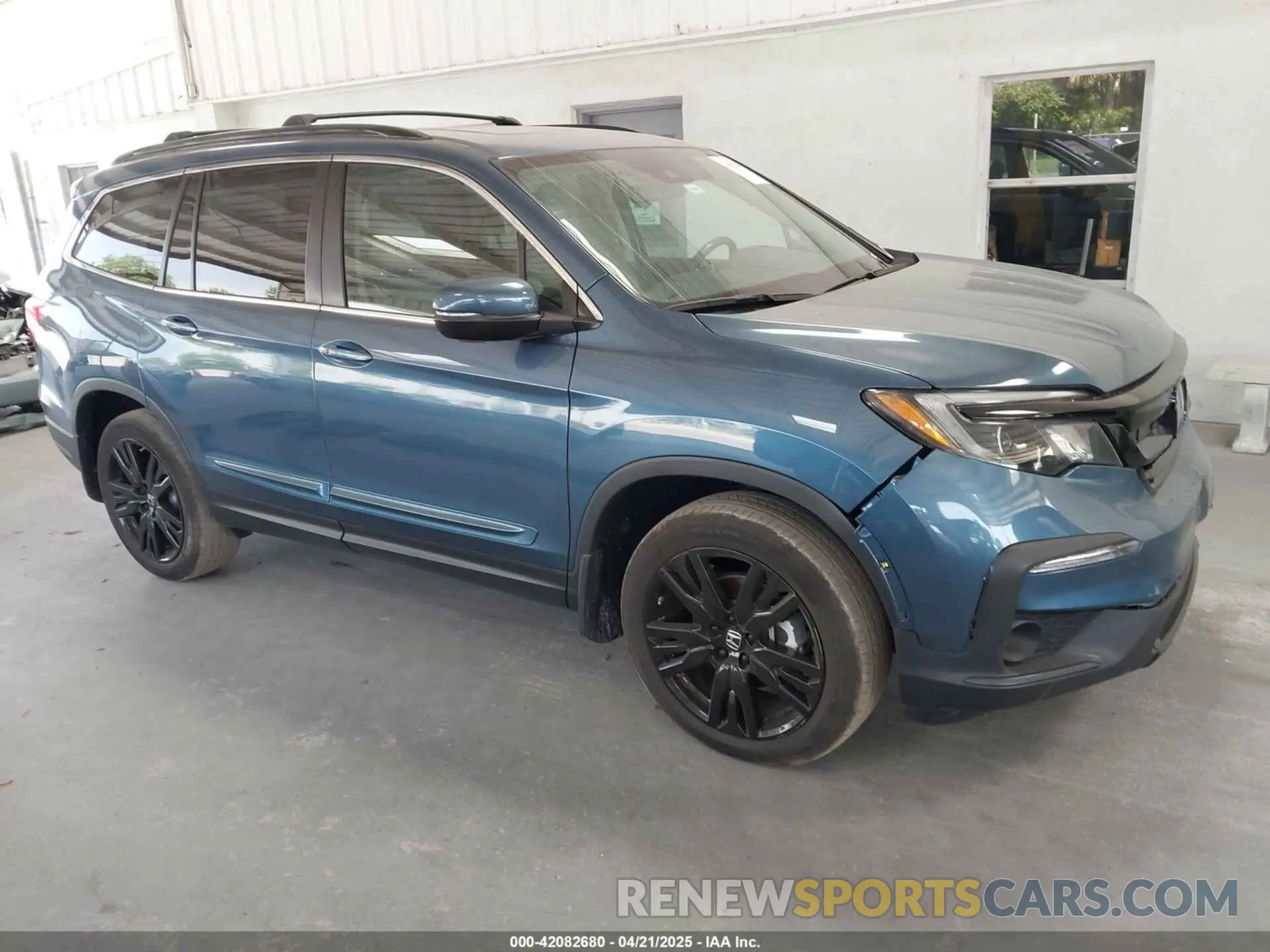 1 Photograph of a damaged car 5FNYF5H27MB011413 HONDA PILOT 2021
