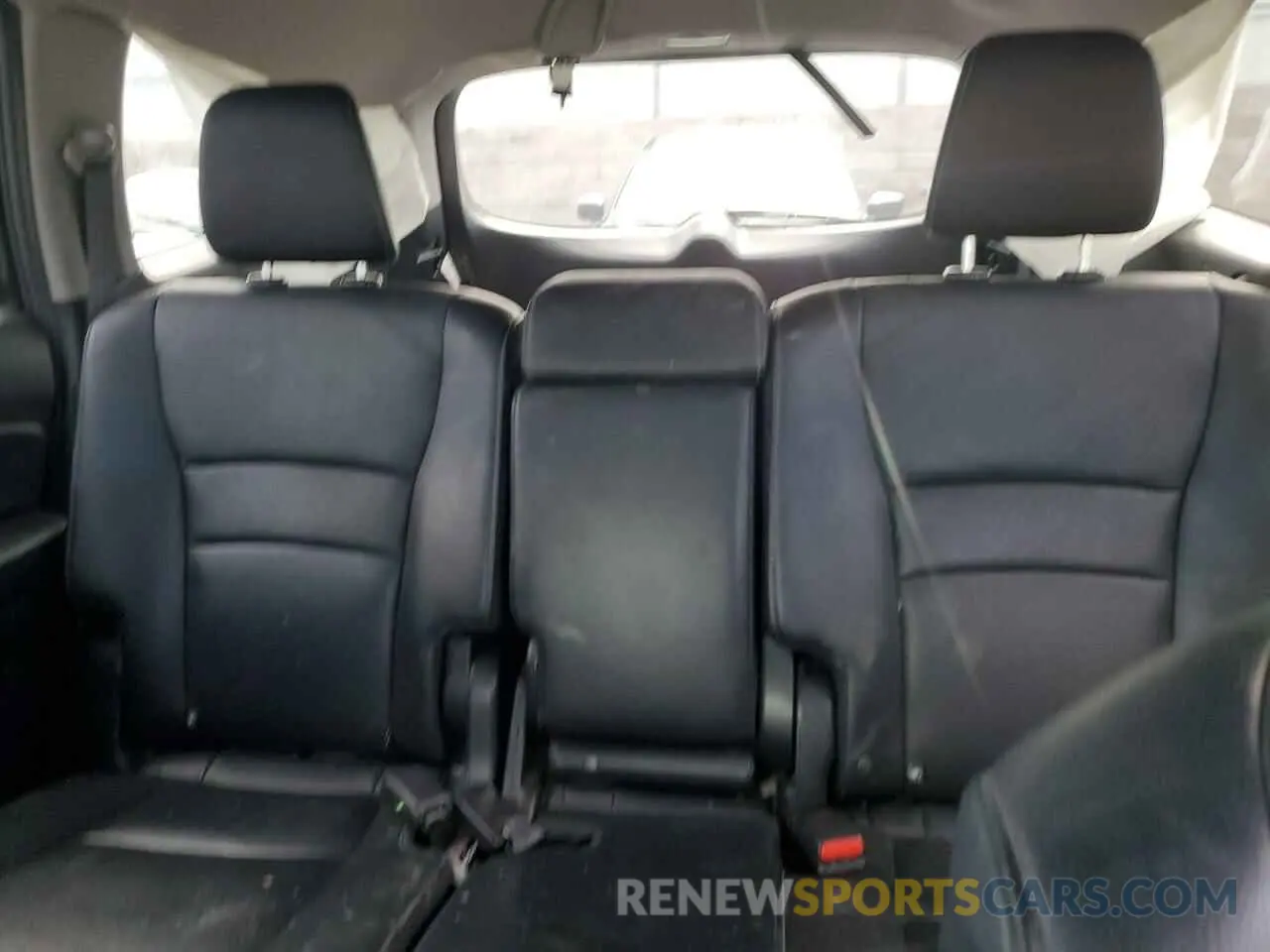 10 Photograph of a damaged car 5FNYF5H2XMB015729 HONDA PILOT 2021