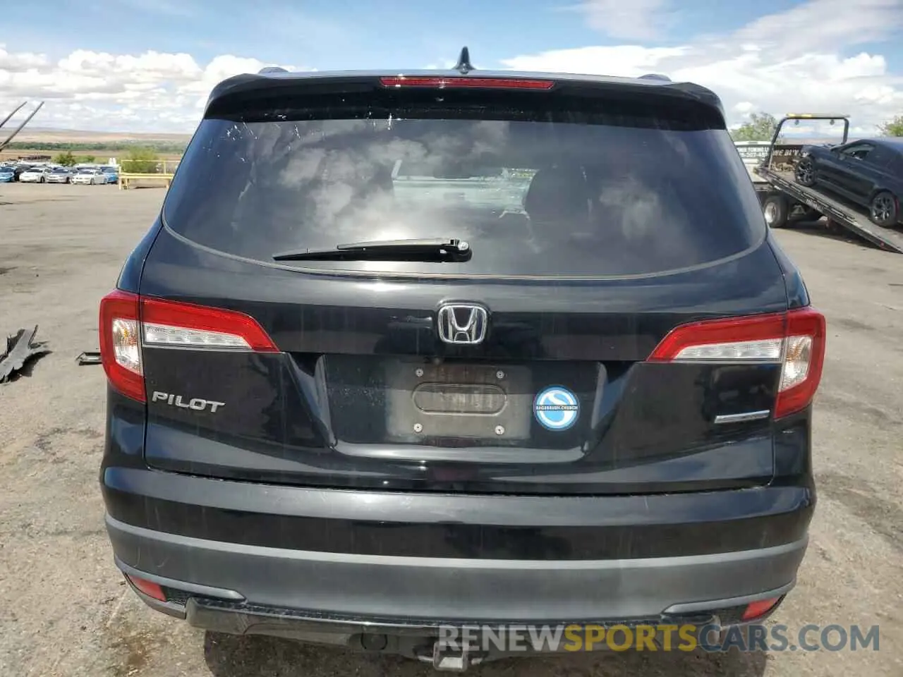 6 Photograph of a damaged car 5FNYF5H2XMB015729 HONDA PILOT 2021
