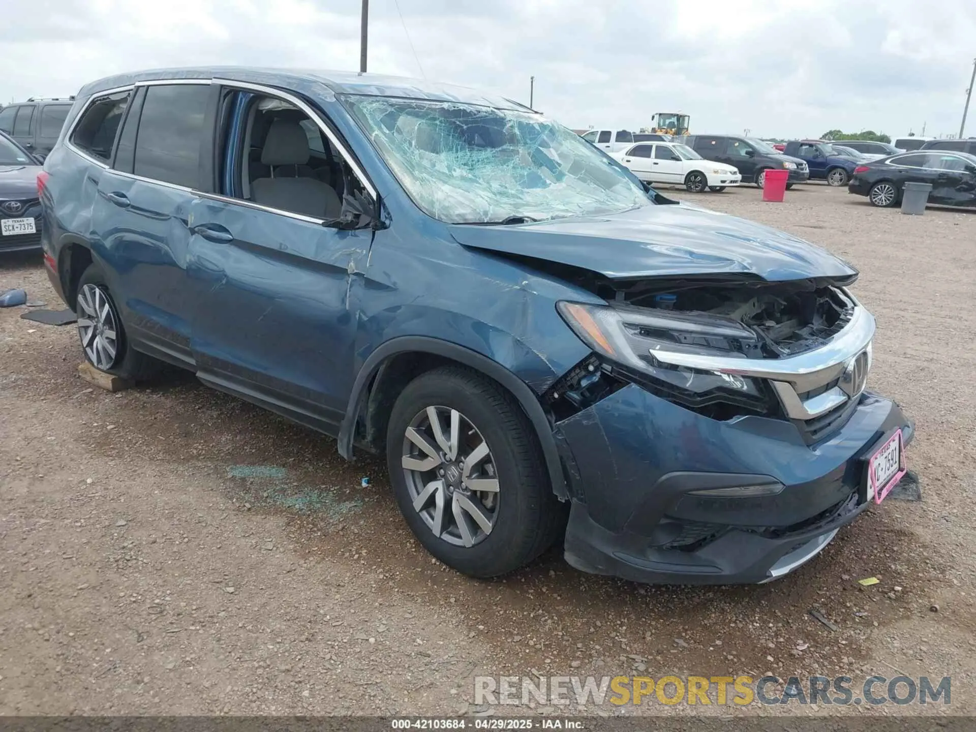 1 Photograph of a damaged car 5FNYF5H30MB040969 HONDA PILOT 2021