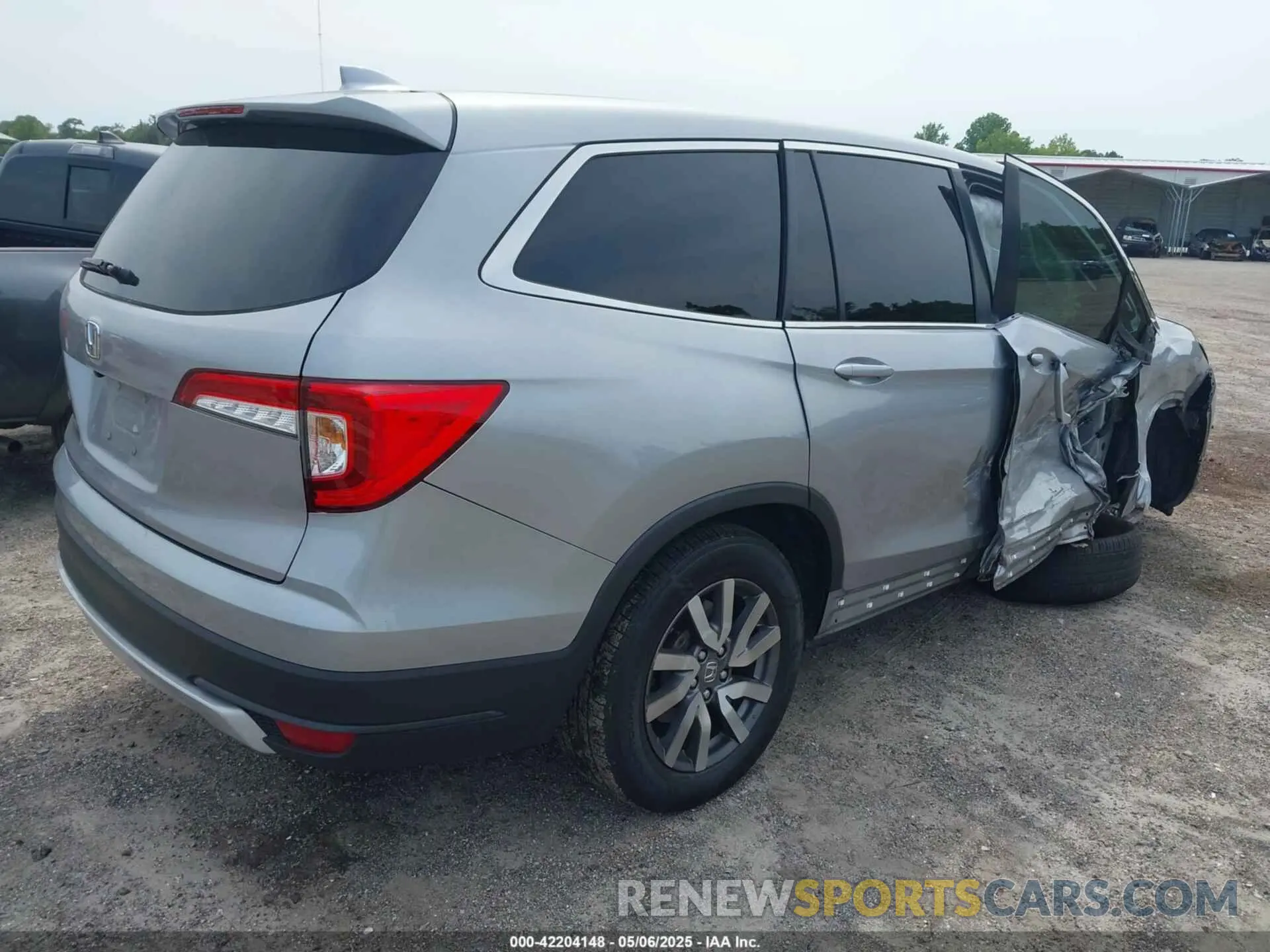 4 Фотография поврежденного автомобиля 5FNYF5H3XMB030112 HONDA PILOT 2021